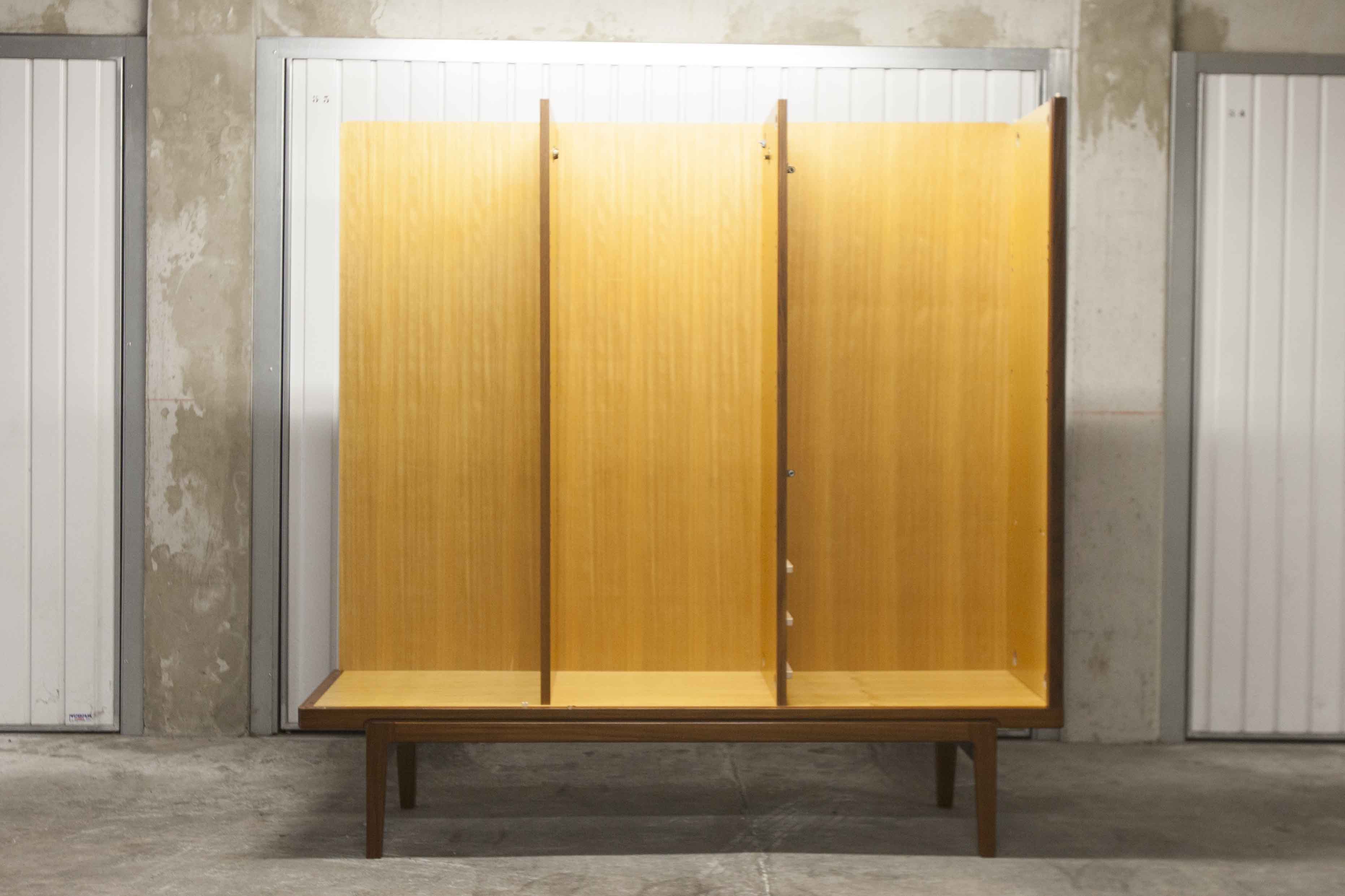 Armoire scandinave en teck 1969 NF Ameublement 202