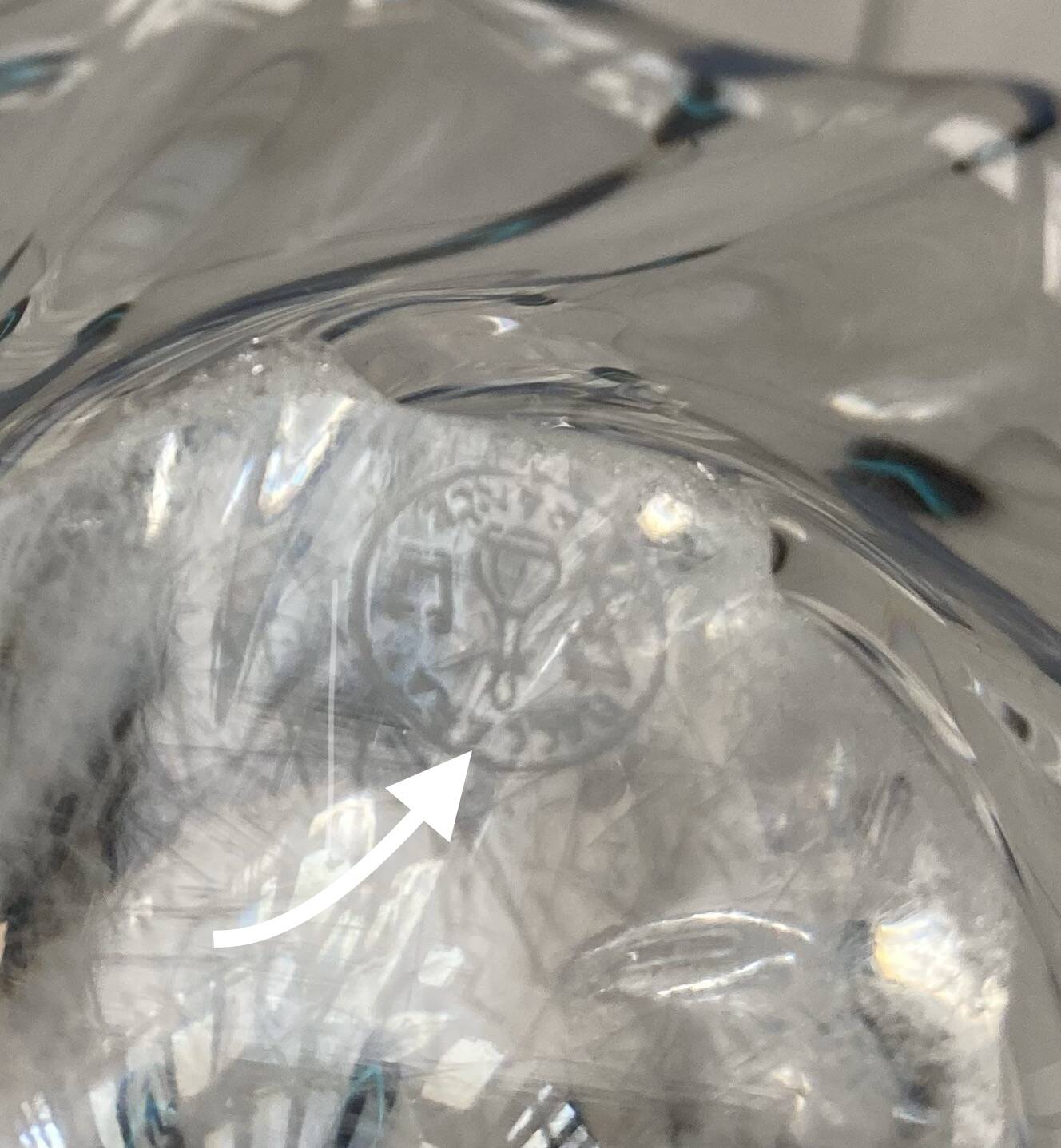 vide poche cristal estampillé Baccarat