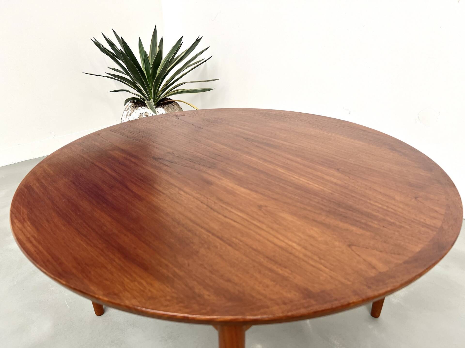 Table basse scandinave par Mobelintarsia, circa 1960