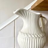 Pitcher Gien in white earthenware