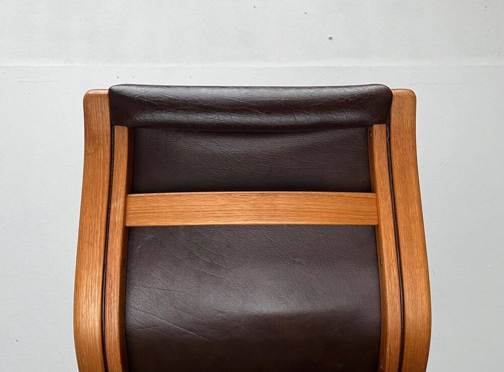 Vintage Swedish armchair model Lamello in beech by Yngve Ekström for Swedese, 1970s.