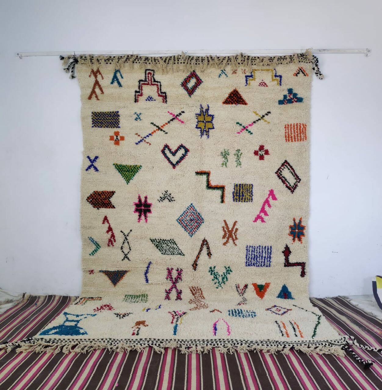 Handmade Moroccan Berber rug 300 x 200 cm