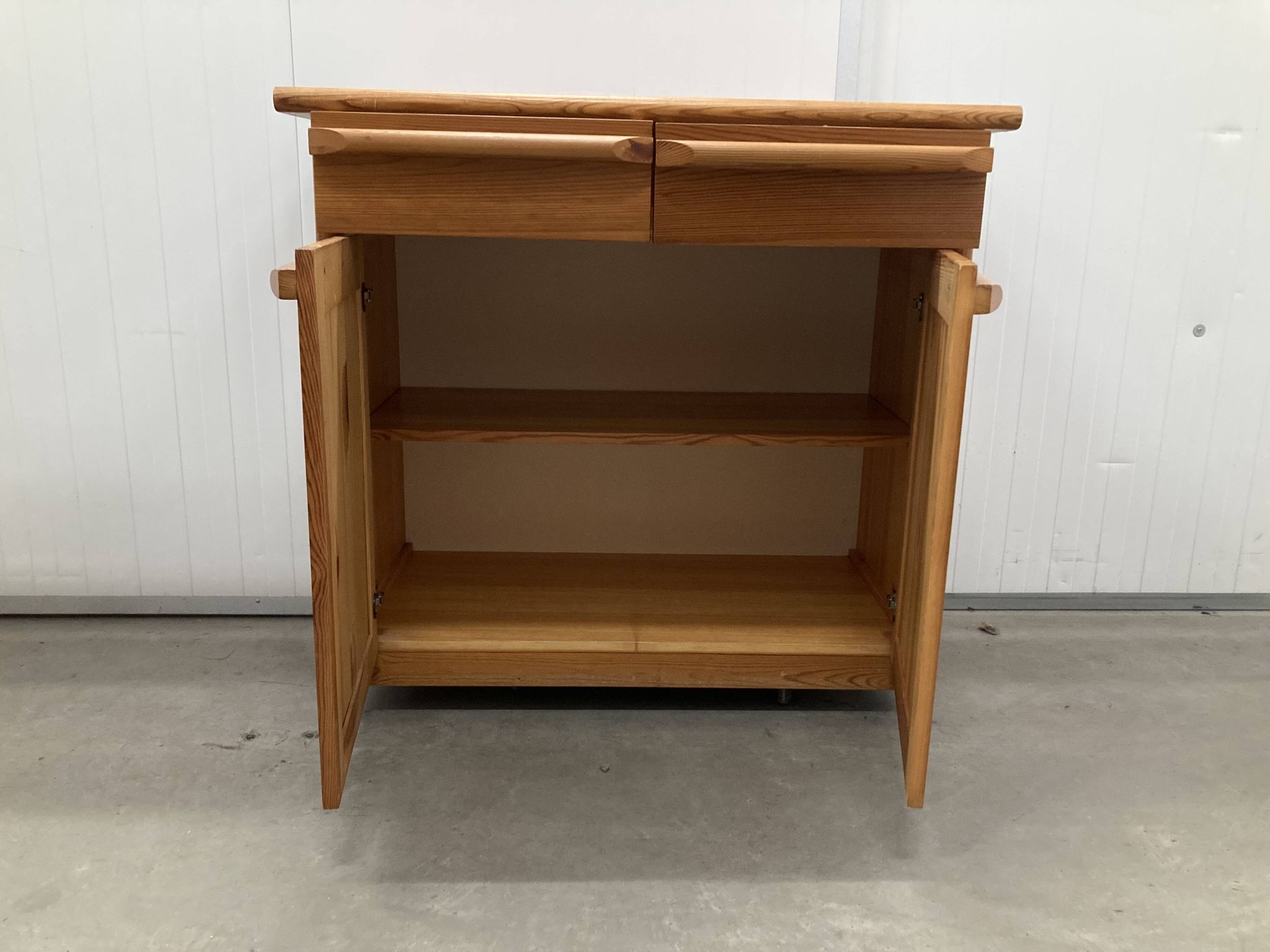 Vintage pine sideboard 70s