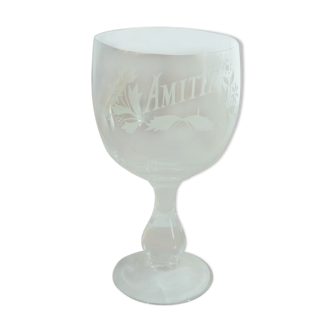 Low-standing crystal glass