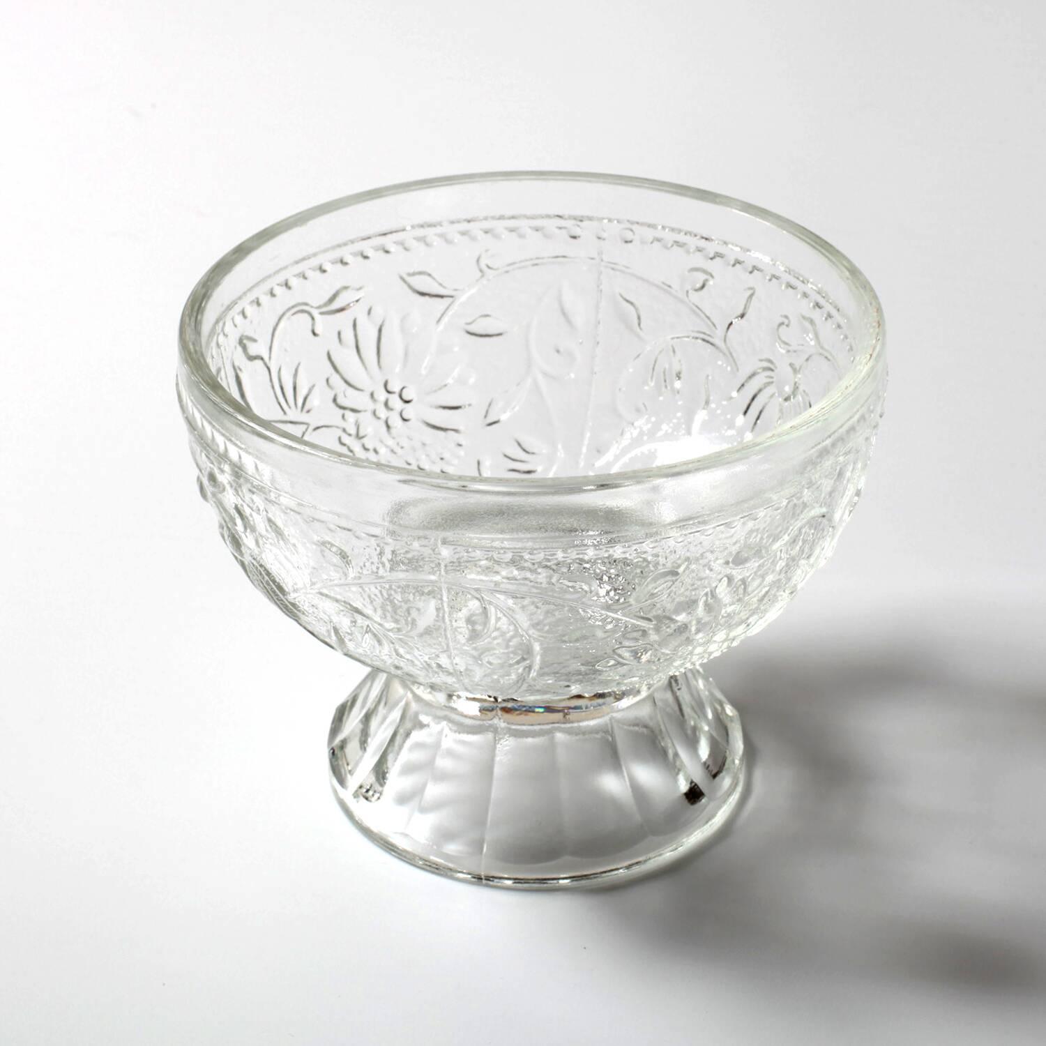 Set of 4 Vintage Pressed Glass Dessert Bowls Cibulak by Pavel Panek / 1977