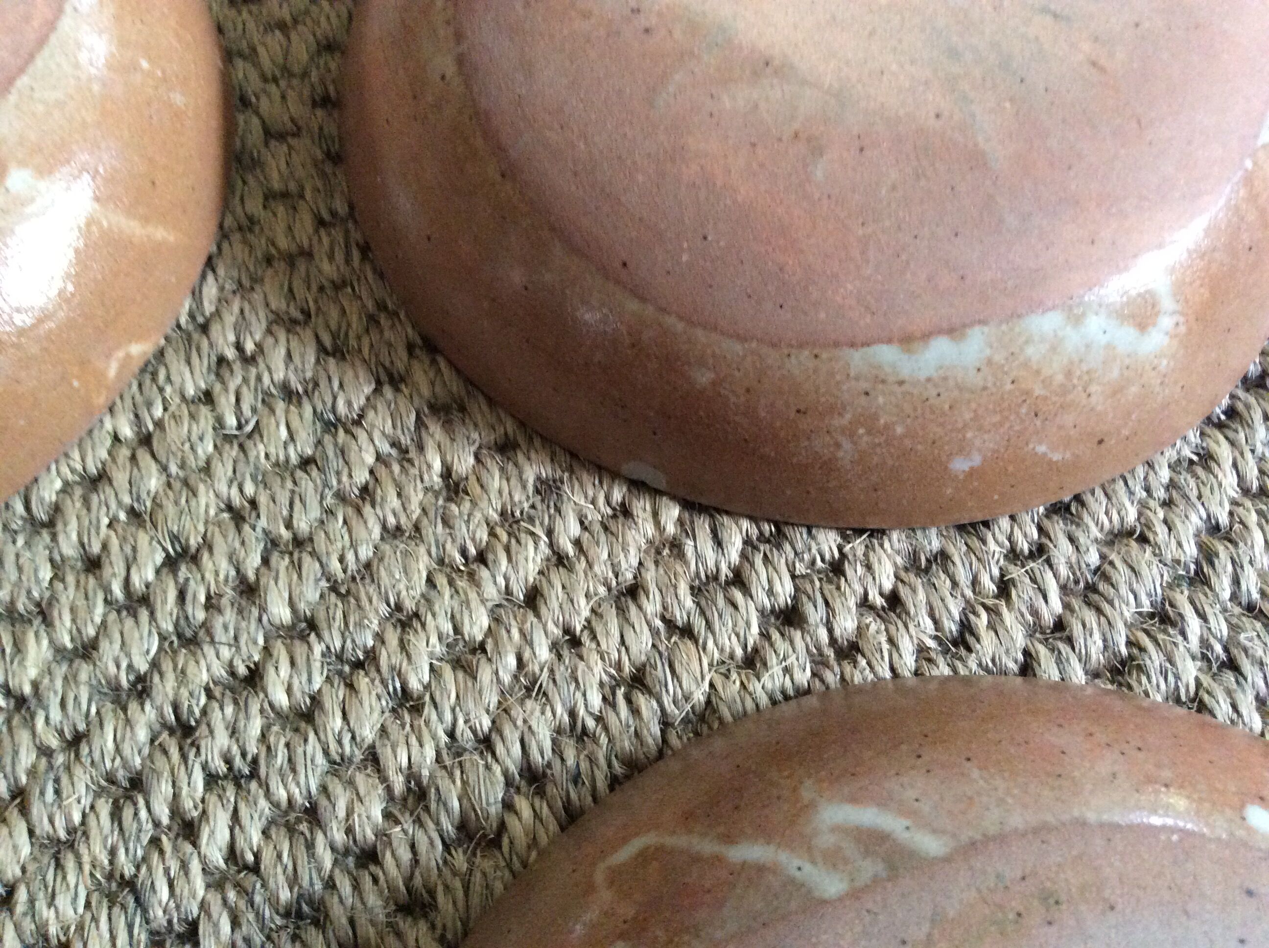 Series of 4 hollow sandstone plates