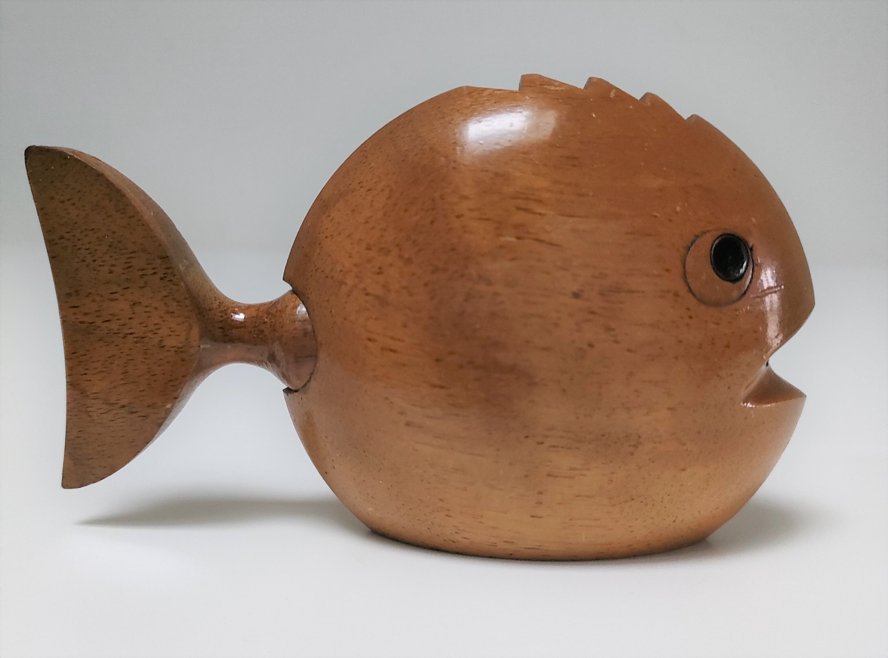 Two door peaks aperitif zoomorphic fish bird solid wood vintage design