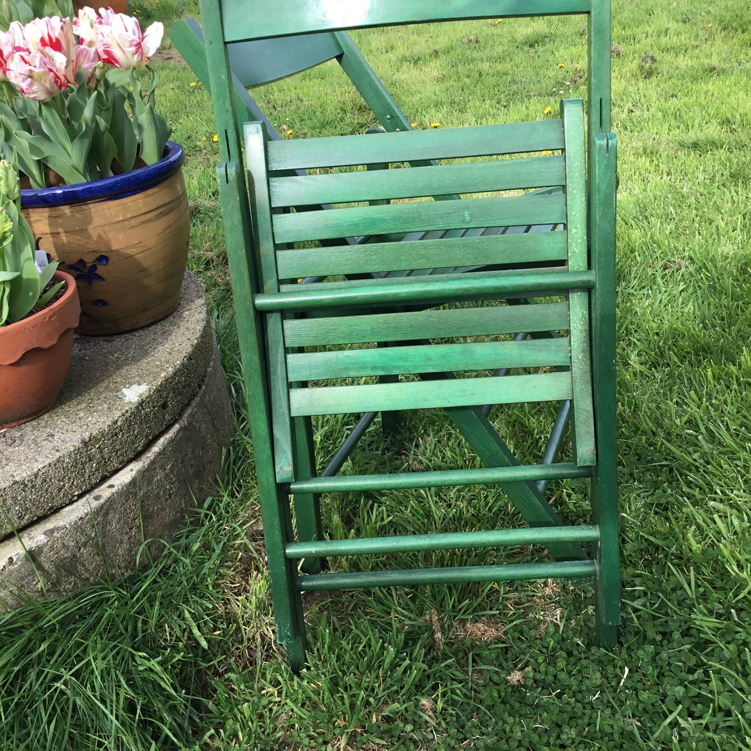 Lot of folding chairs Pier import