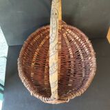 Basket of popular art in wicker – Handle carved with snakes – 20th century