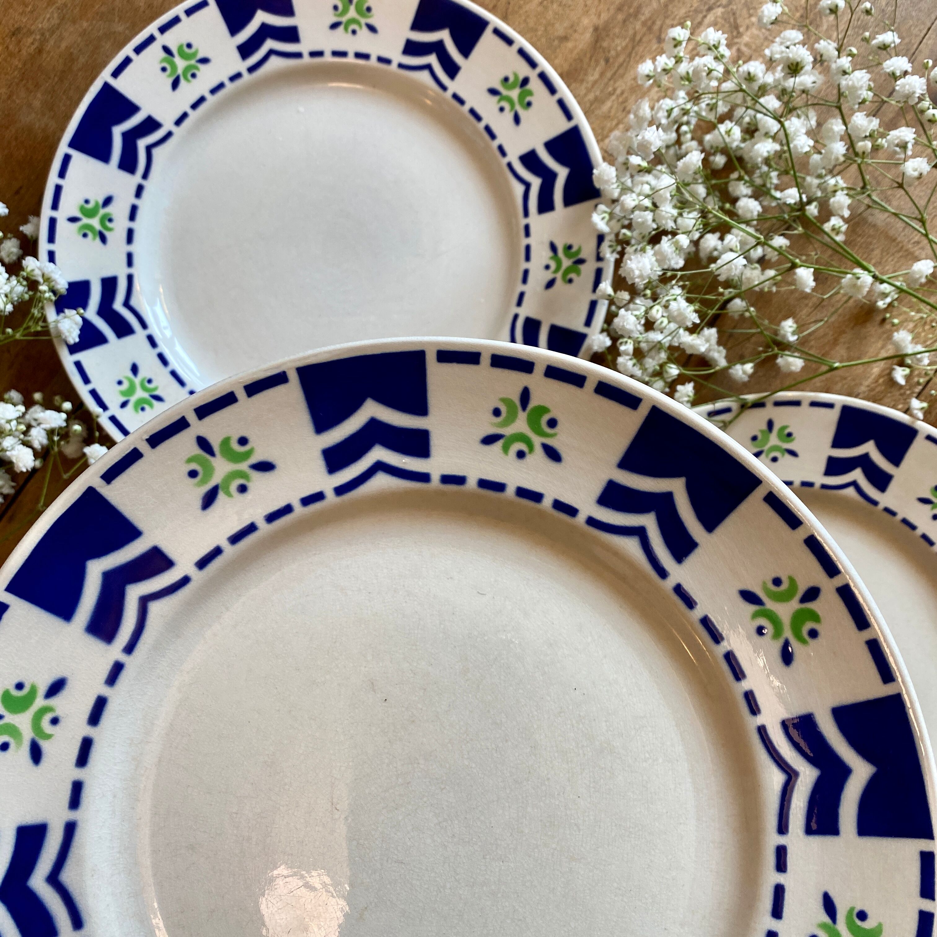 Set of 4 vintage plates model Axelle de Sarreguemines