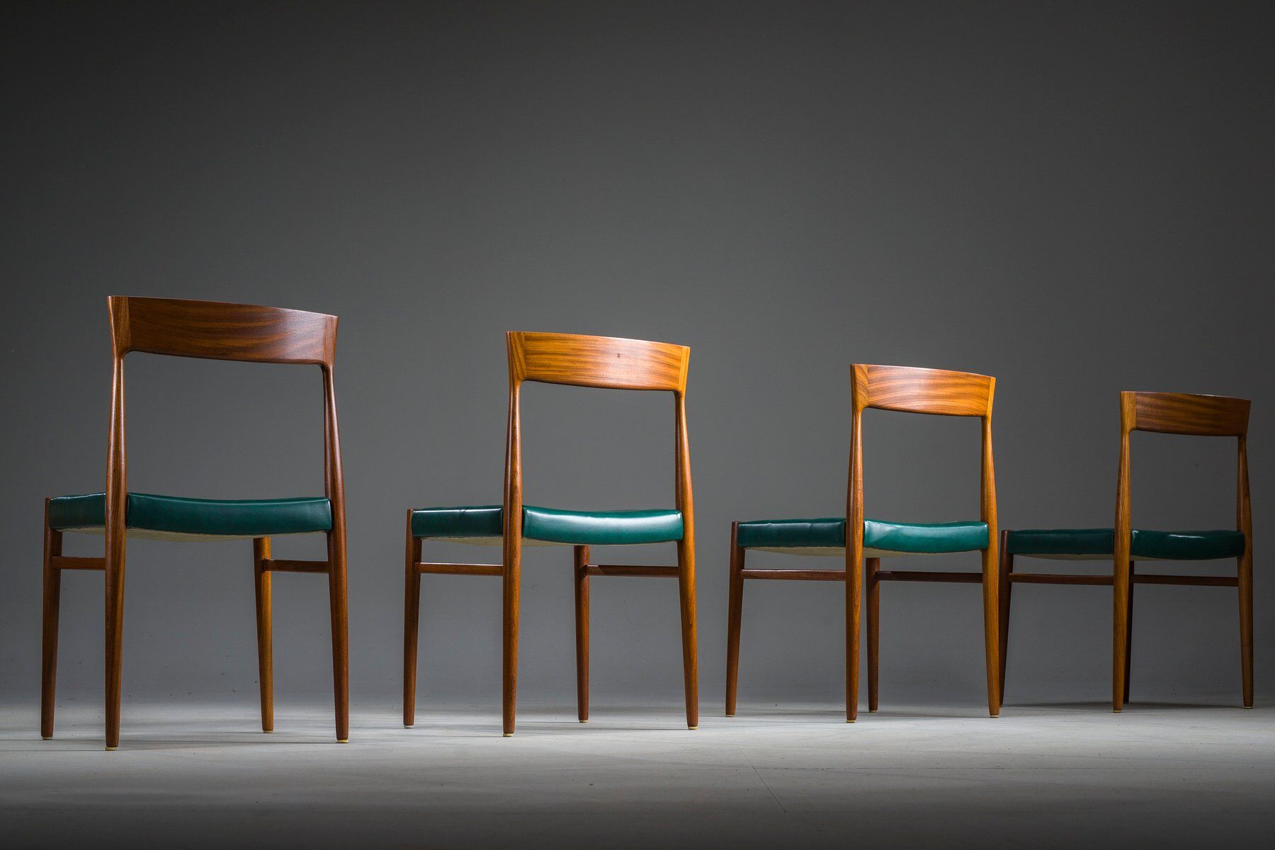 Chaises de salle à manger en similicuir vert botanique, années 1970, lot de 4