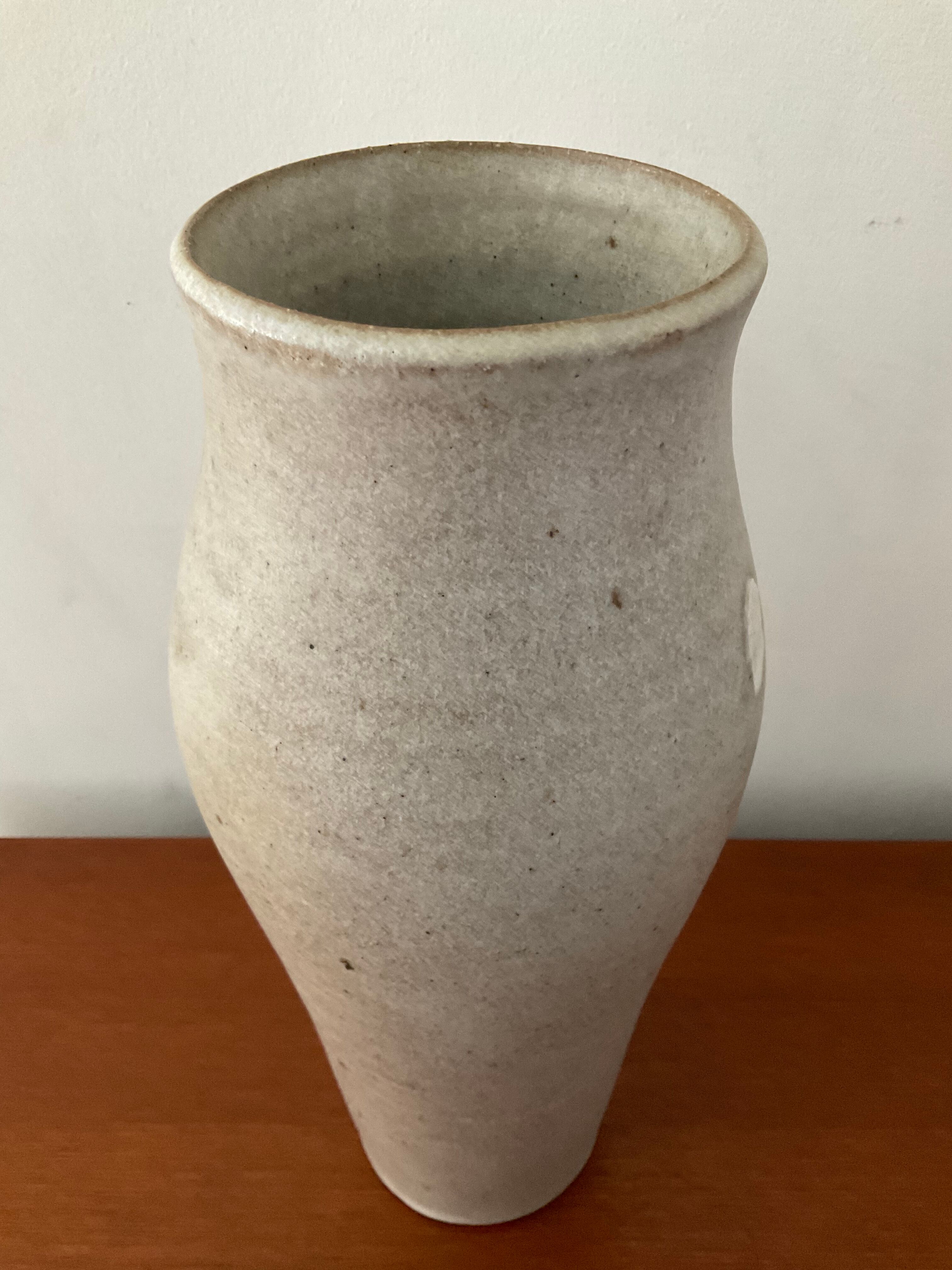 Vase vintage en grès signé des années 80