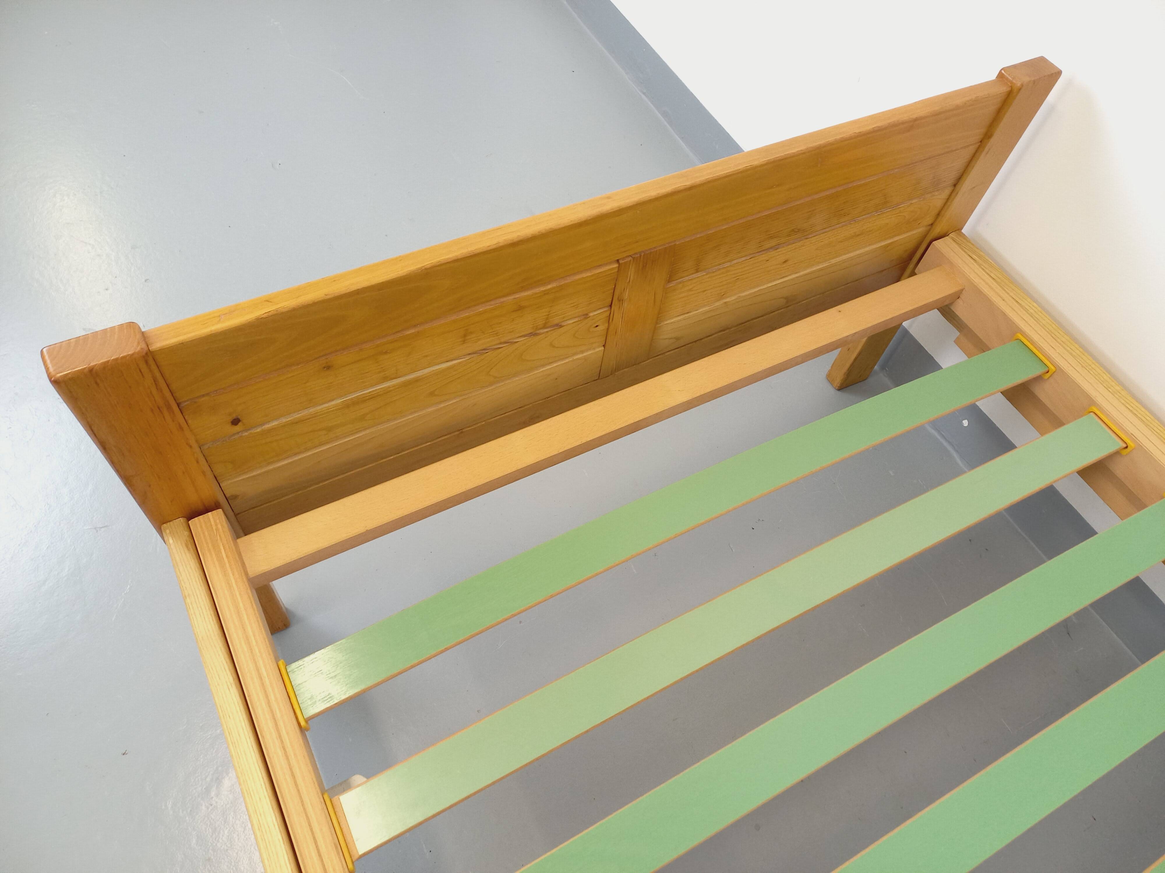 Vintage Mountain Design Les Arcs bed in ash wood from the 60s 70s