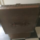Trunk a hats for women authentic 1910