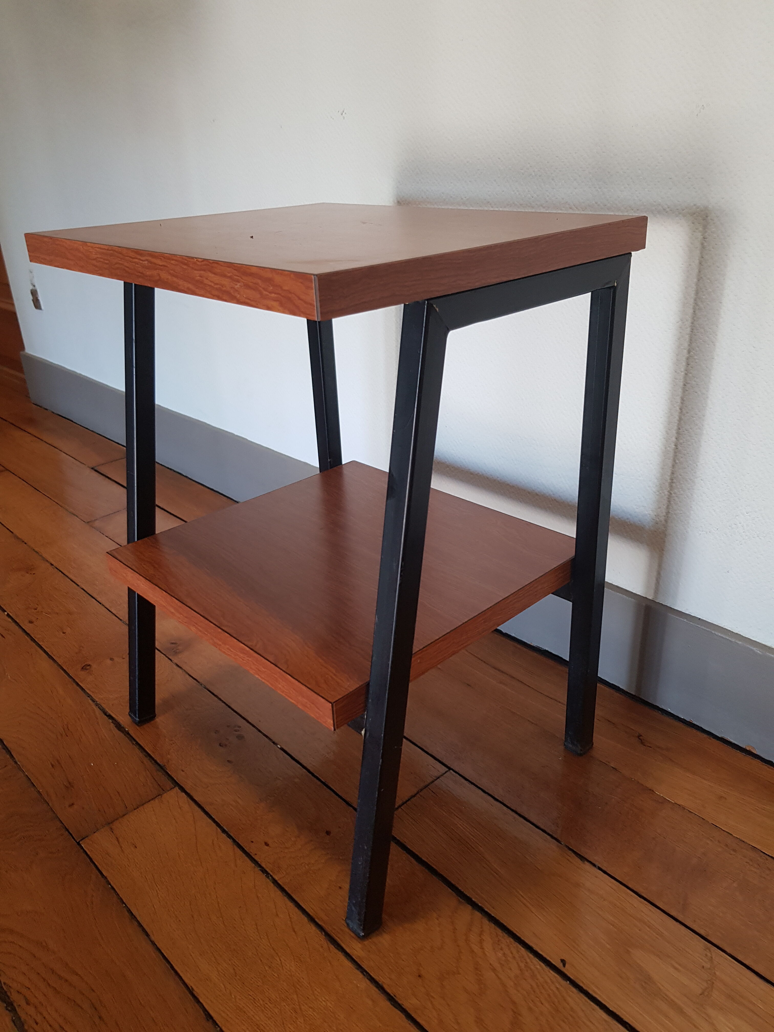 Gueridon metal and formica