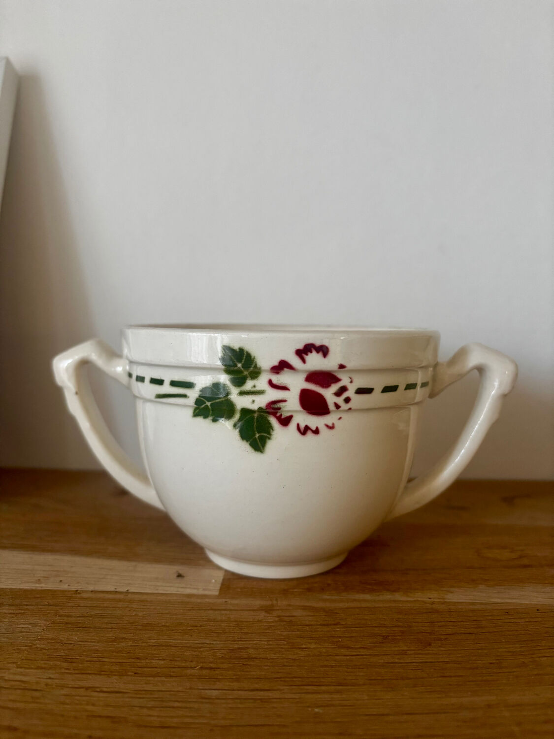 Set of 6 cups with saucers and sugar bowl Niderviller Moselle Blois