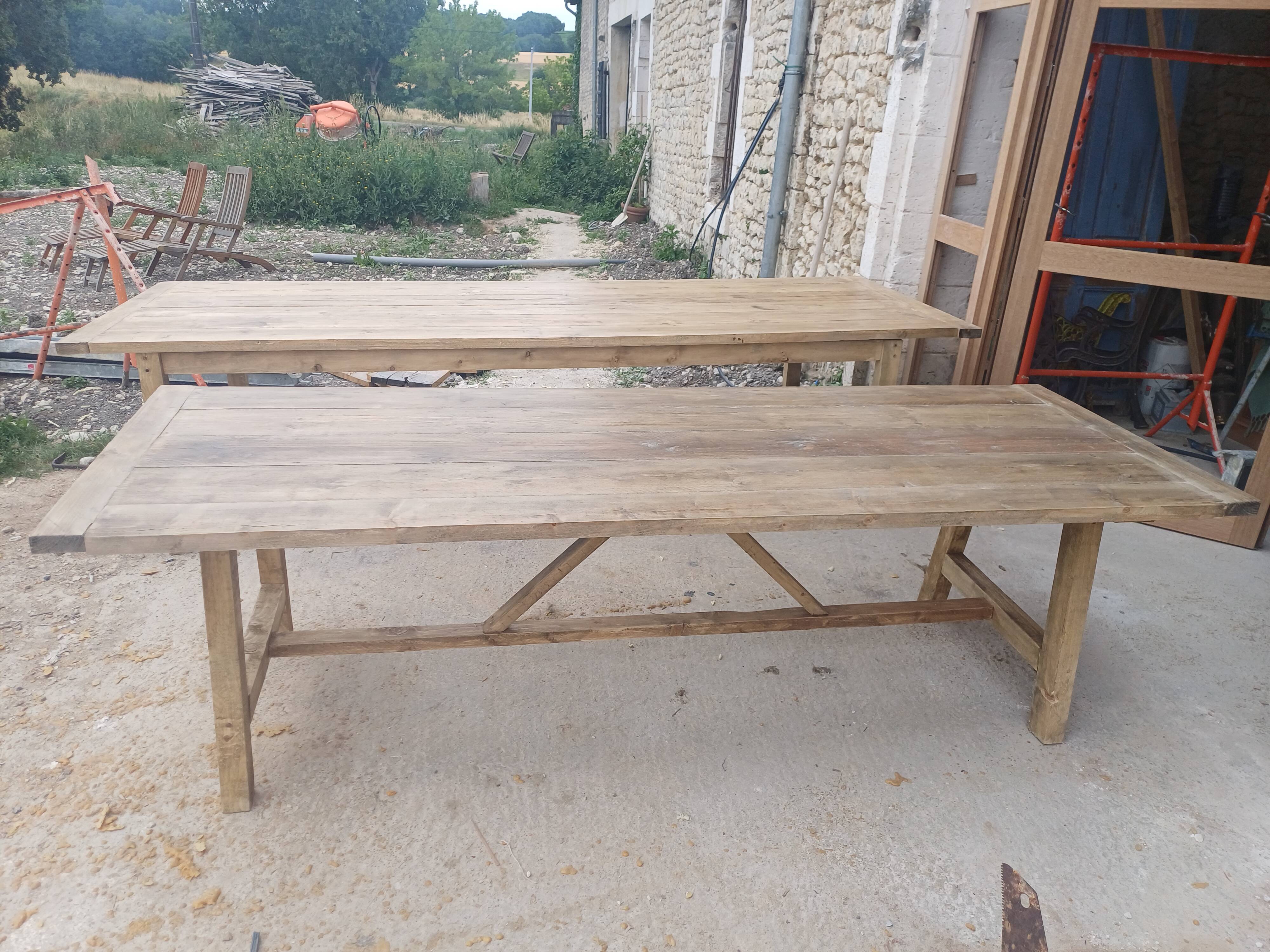Pine table