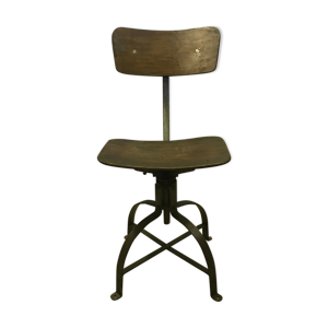 chaise industrielle bienaise