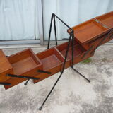 Vintage foot metal tavailleuse