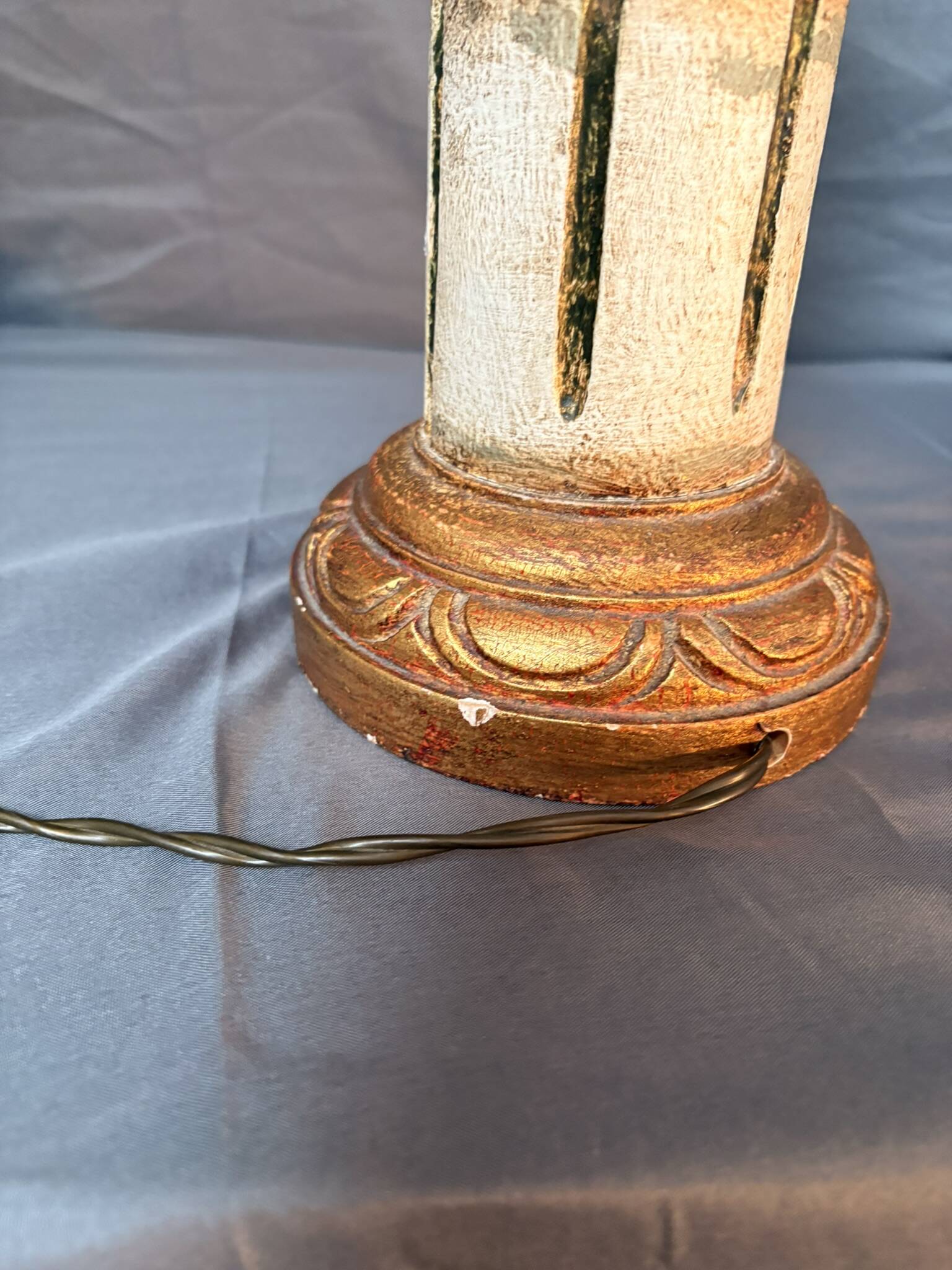 Vintage Art Deco Pineapple Lamp Base in Wood & Gold
