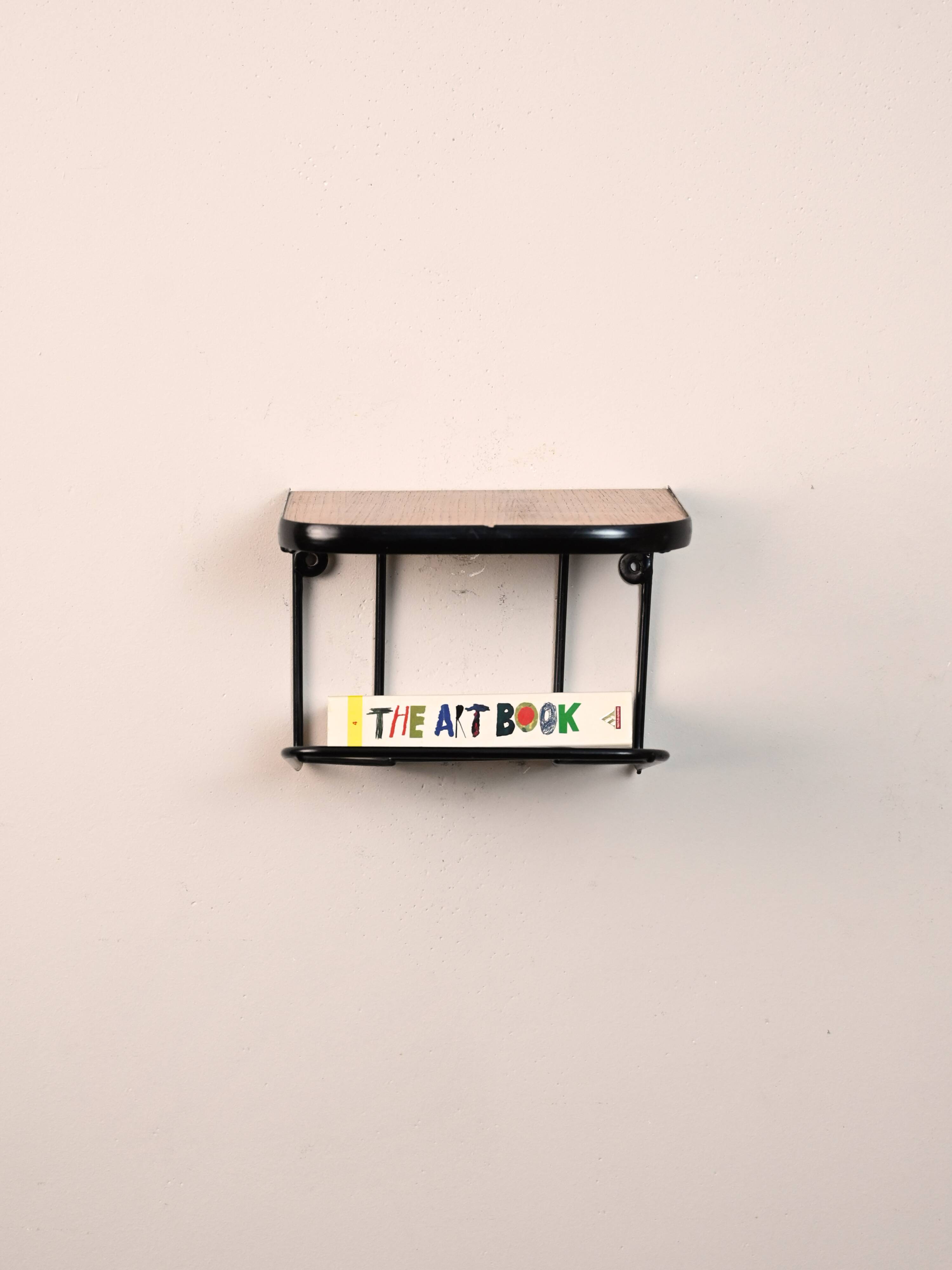 Hanging nightstand with black details