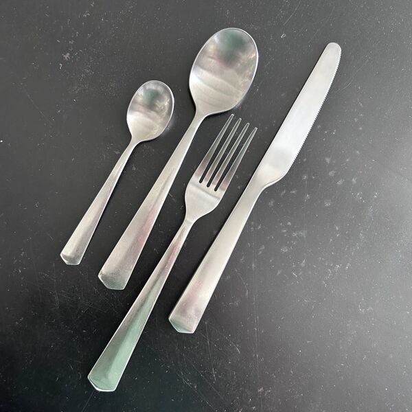 Service de 24 couverts en acier inox poli Habitat