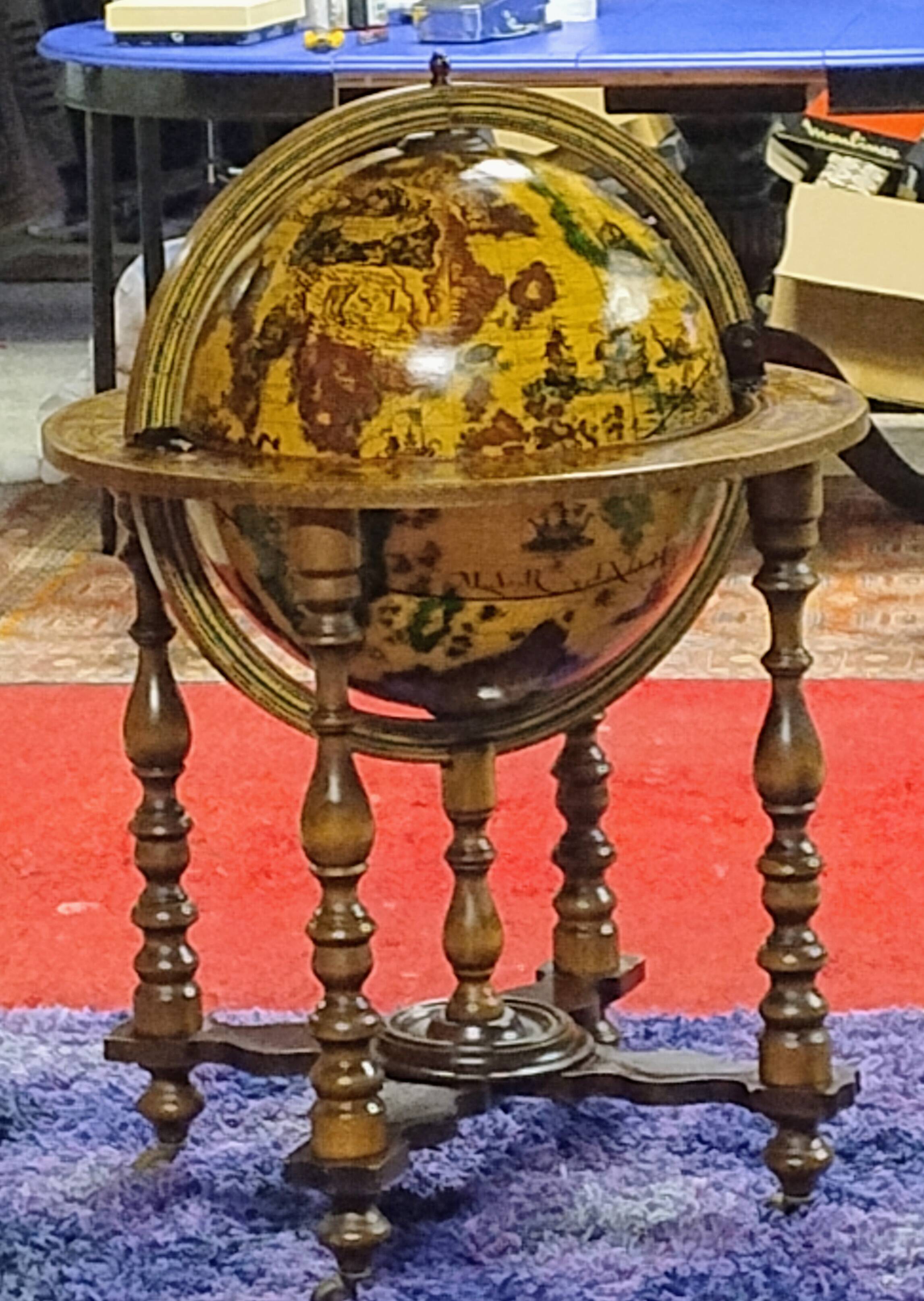 Bar, globe, zodiac signs, 1970s