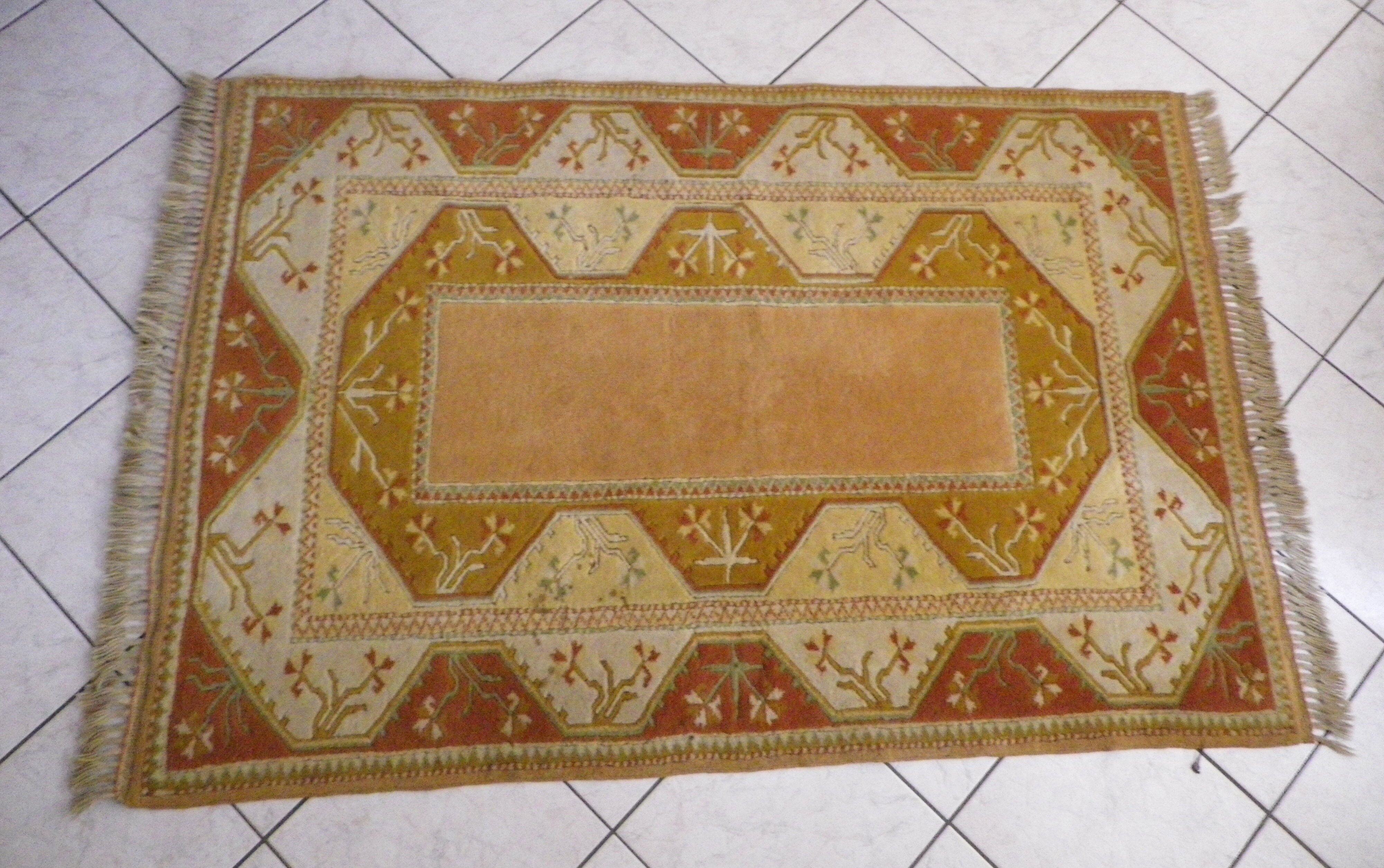 Handmade Anatolian carpet of 1.67x1.15 m