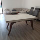 Wood extendable table