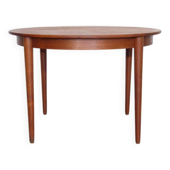 Danish extendable teak table by MSE Mobler 1960