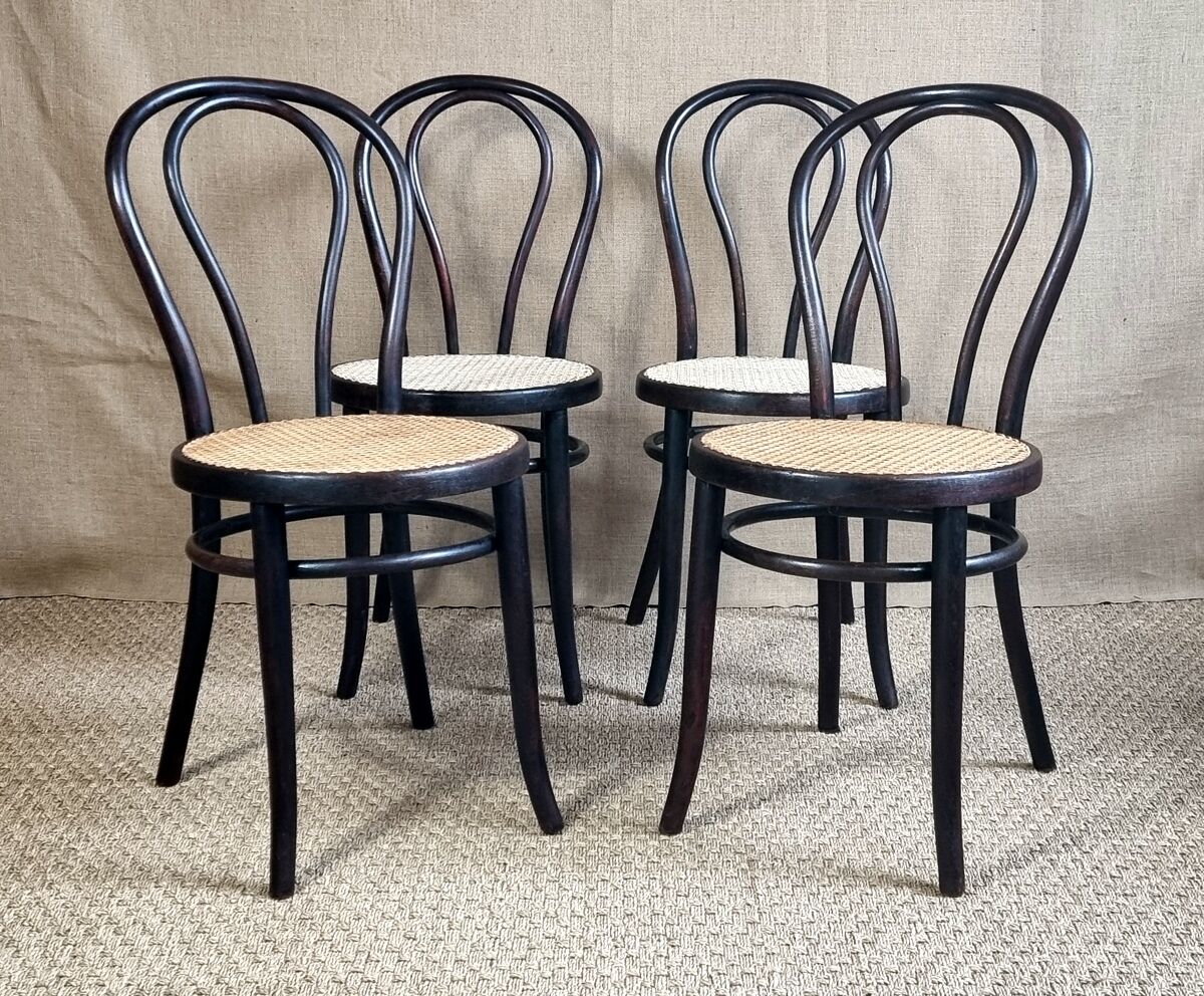 4 chairs Thonet n°18 years 20