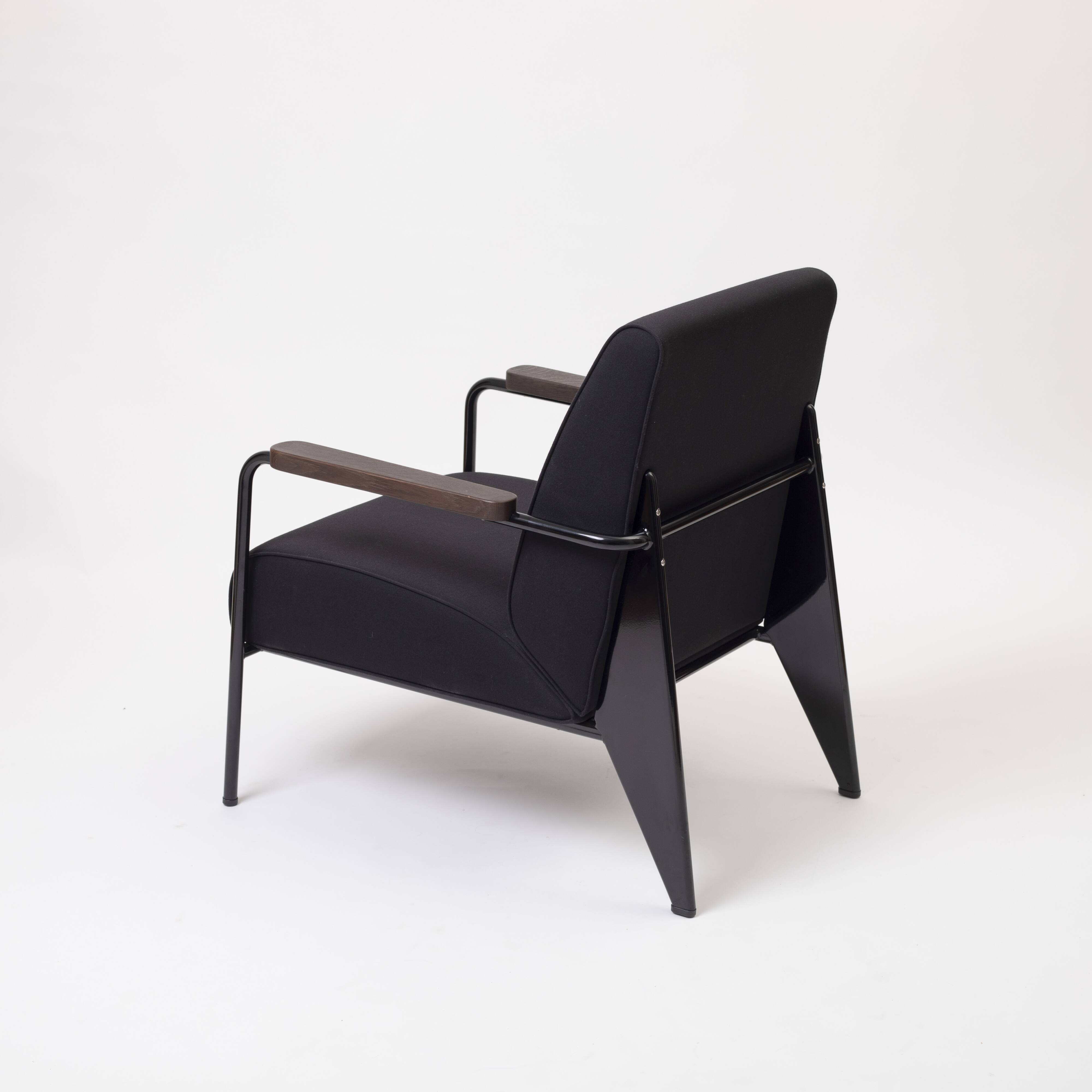 Jean Prouvé, Fauteuil de Salon chair, Vitra 2019