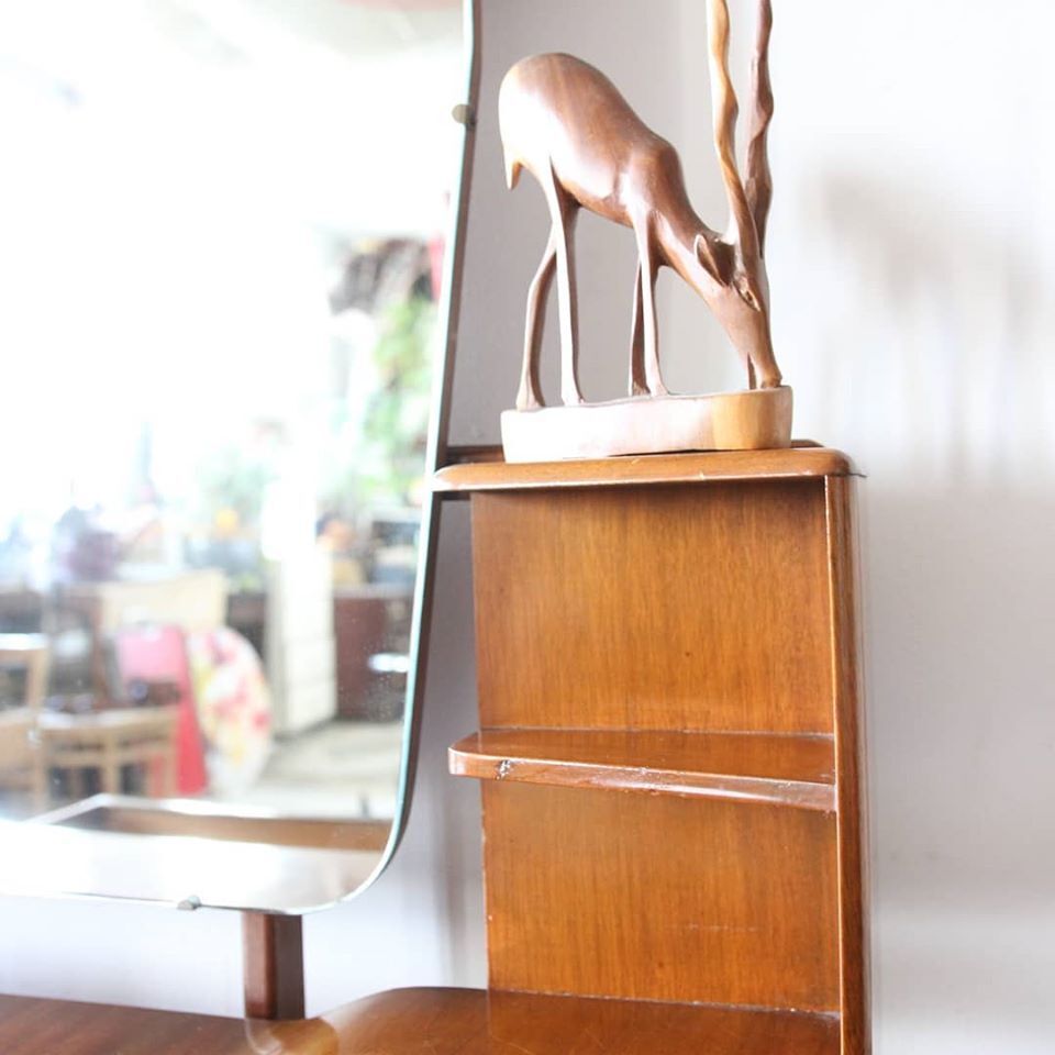 1950's Vintage Dressing table in very good condition