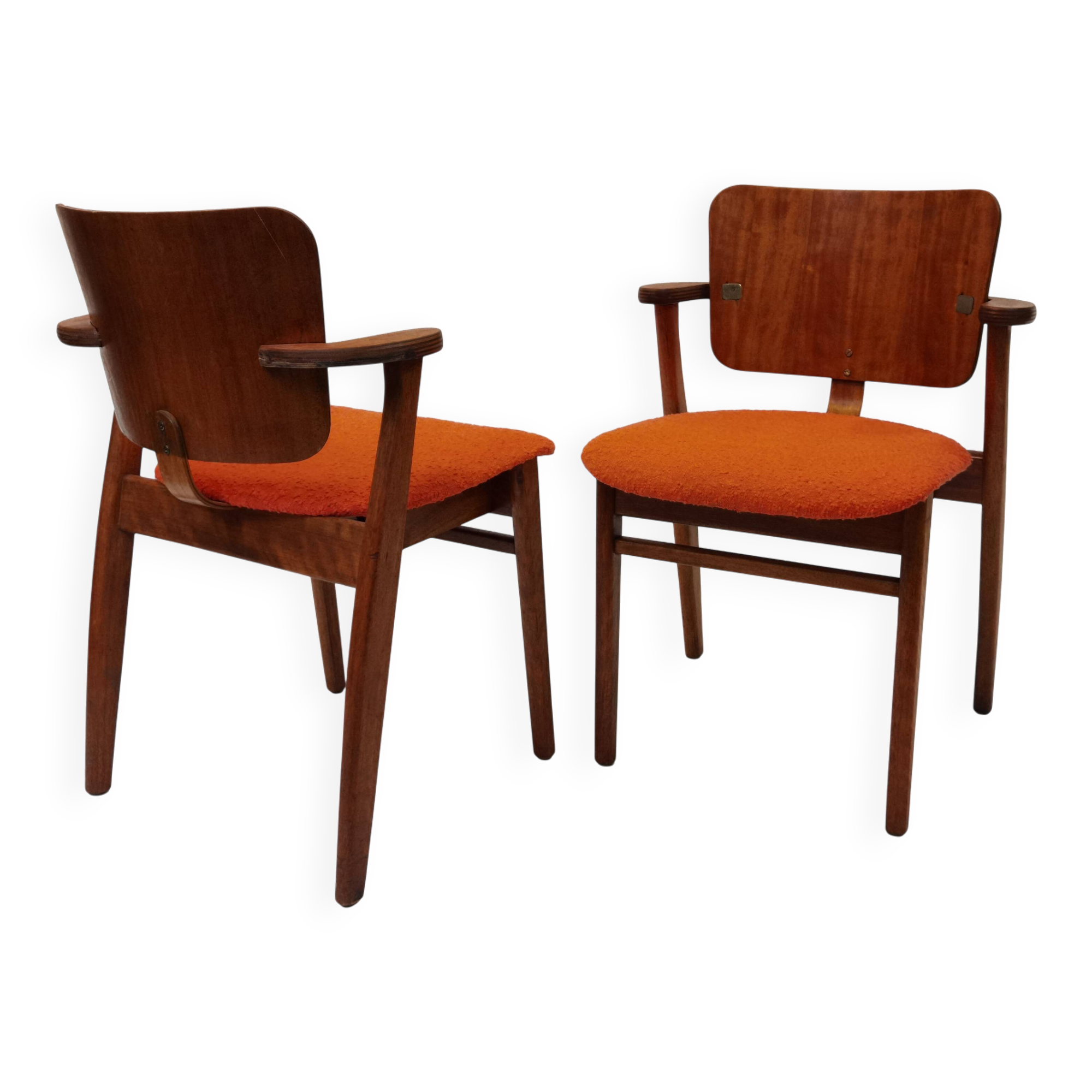 Ilmari Tapiovaara, Set of 2 vintage ‘Domus’ armchairs, 1946