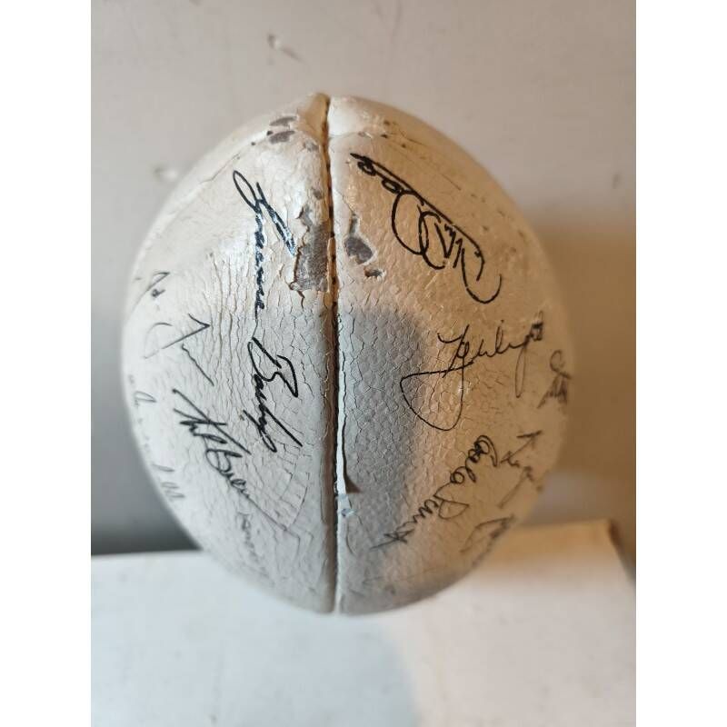 Official Rugby World Cup 91 signed All Blacks ball