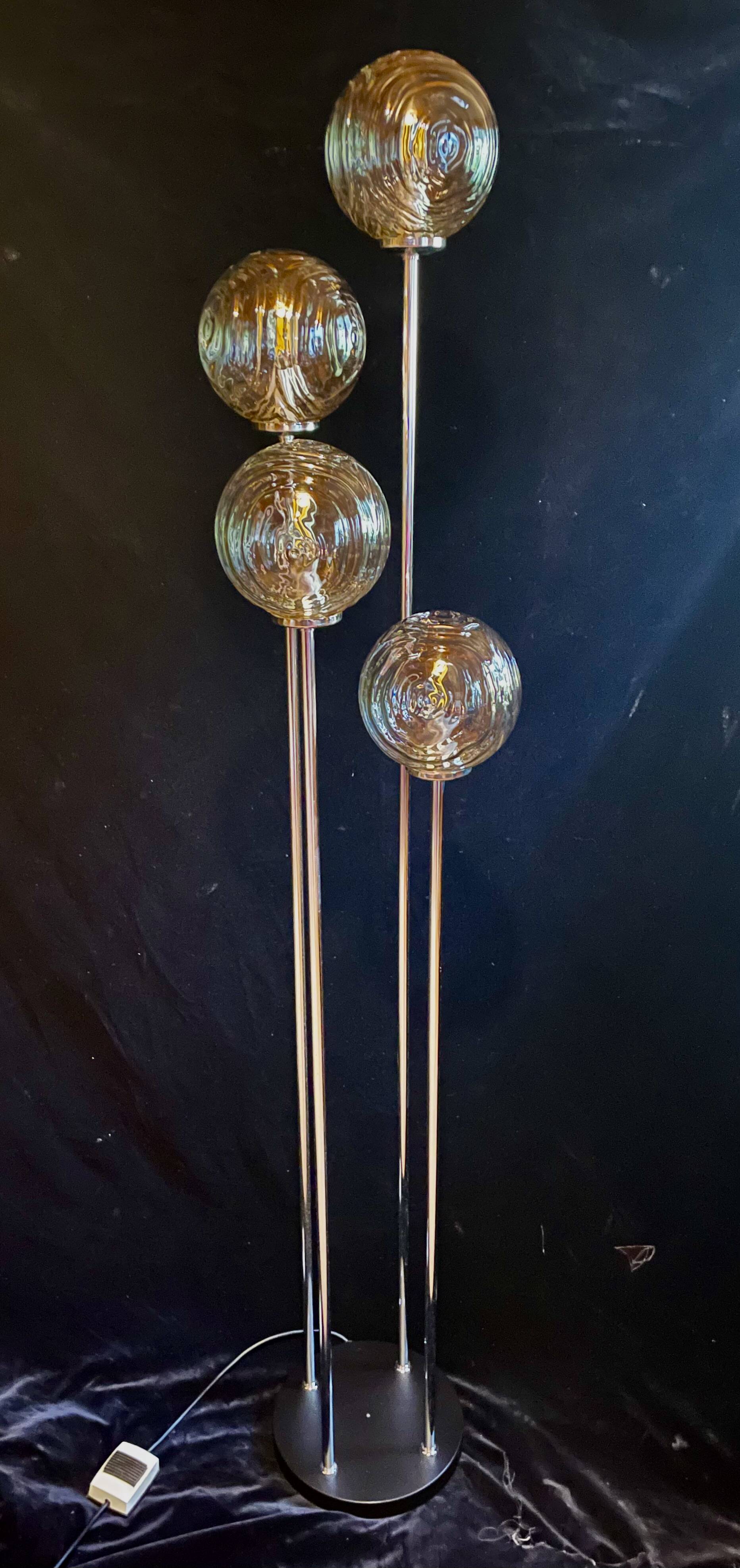 Cascade floor lamp, vintage, 4 "Waves" globes, 1970s