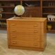 Commode en placage de pin des années 1980