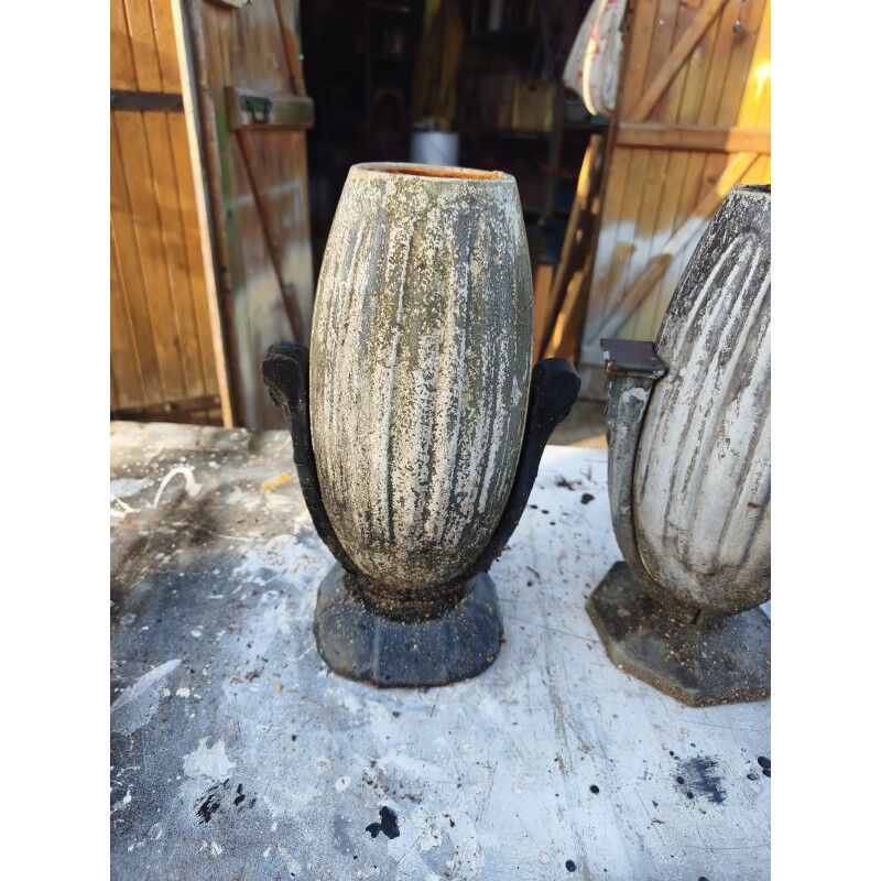 Pair of Art Deco vases, enamelled cast iron.