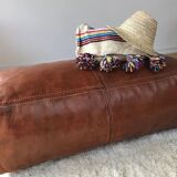 Coussin de sol en cuir marron