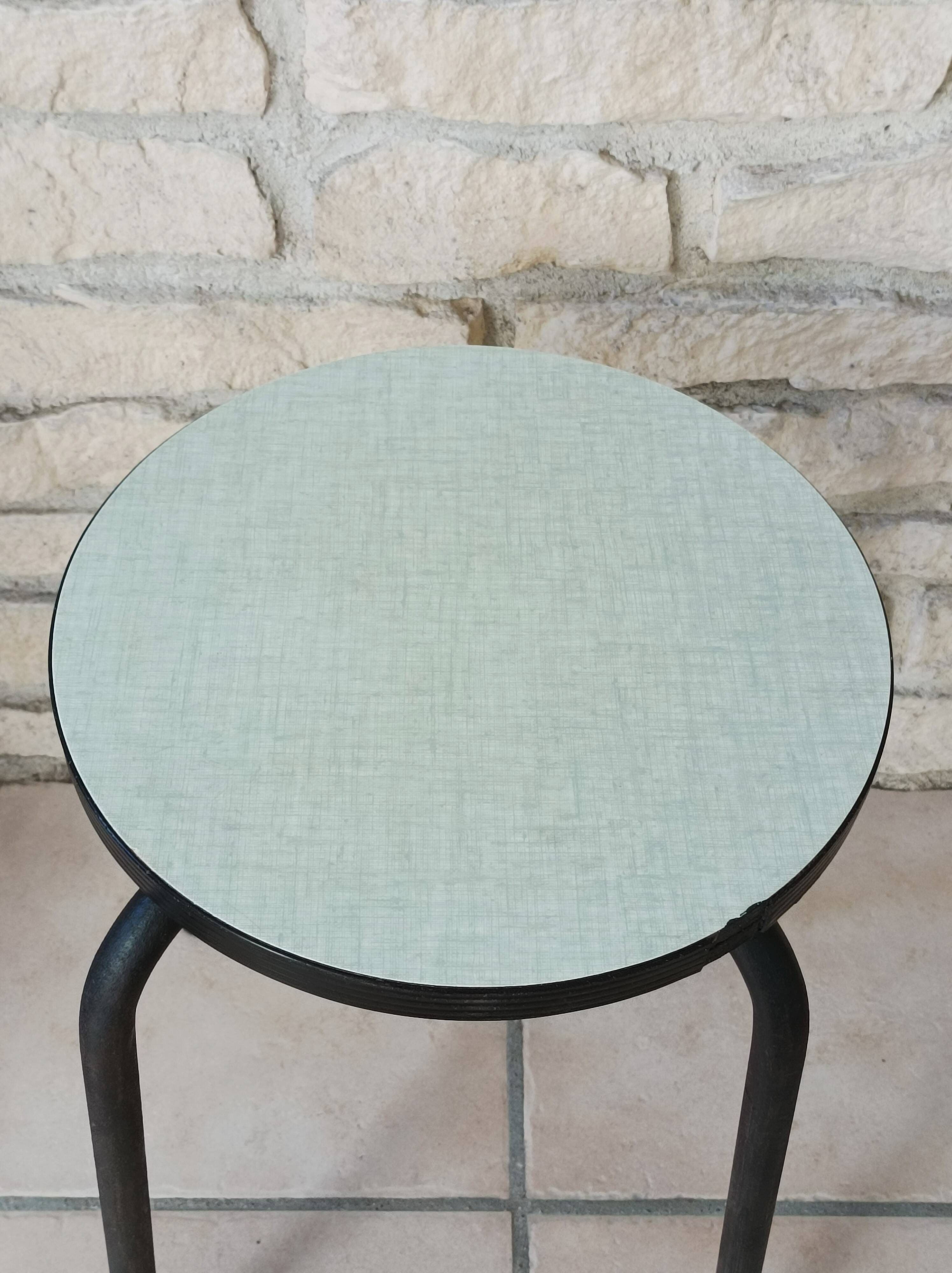 Round formica stool