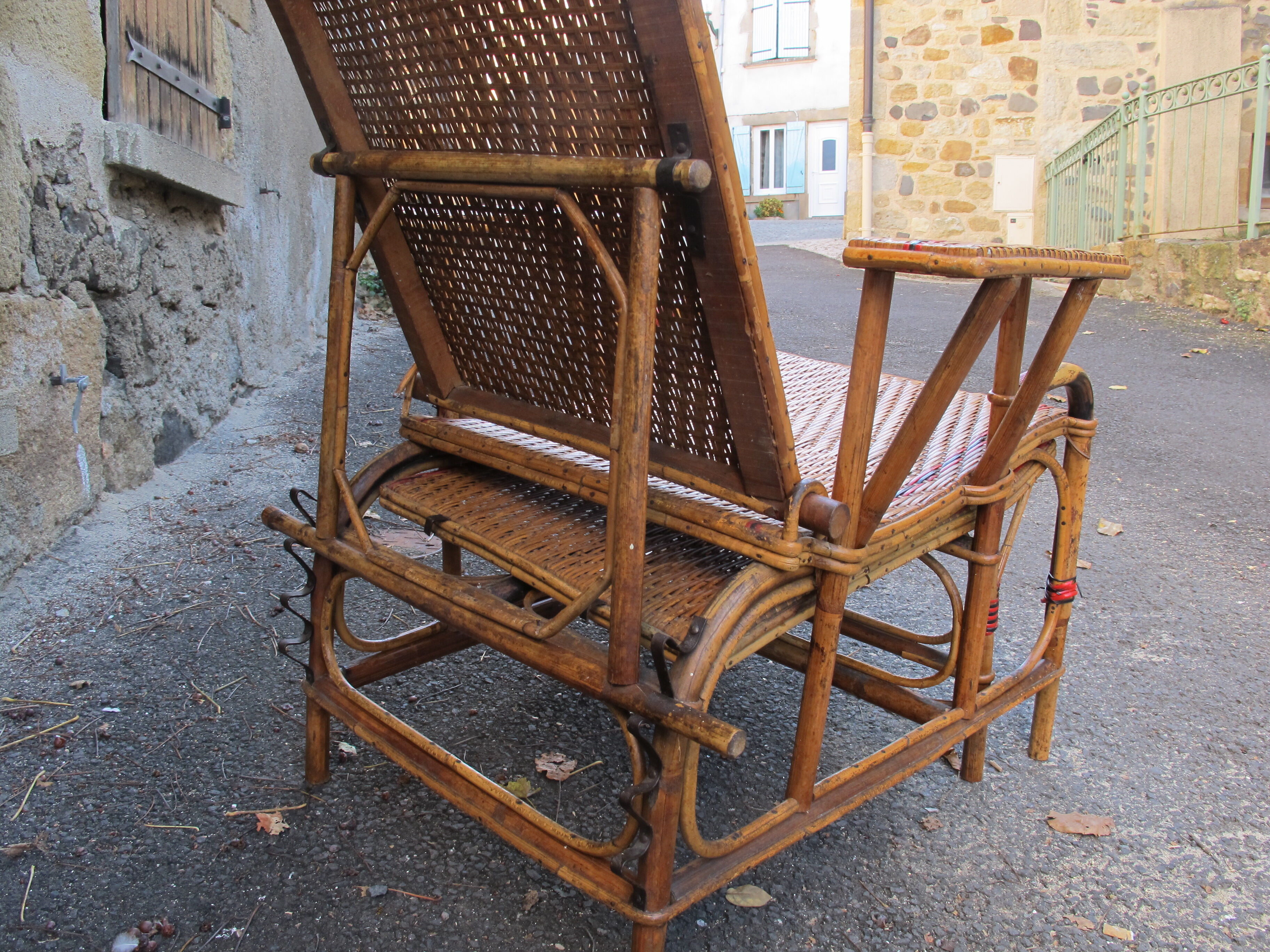 Rattan lounge chair - 1930