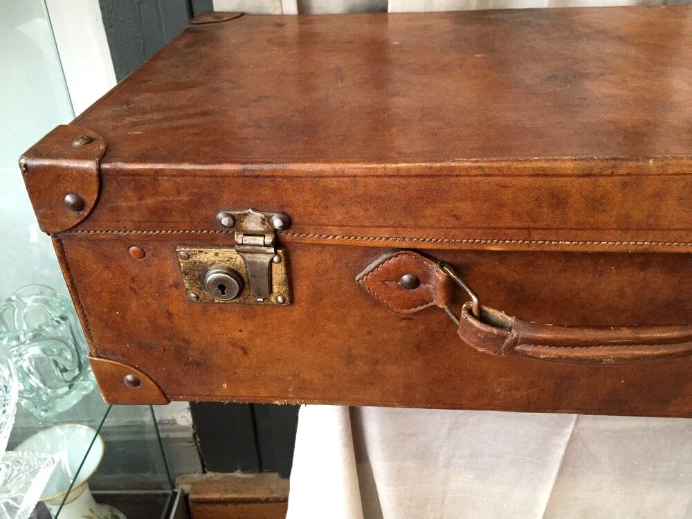 Vintage suitcase in indoor leather light khaki fabric