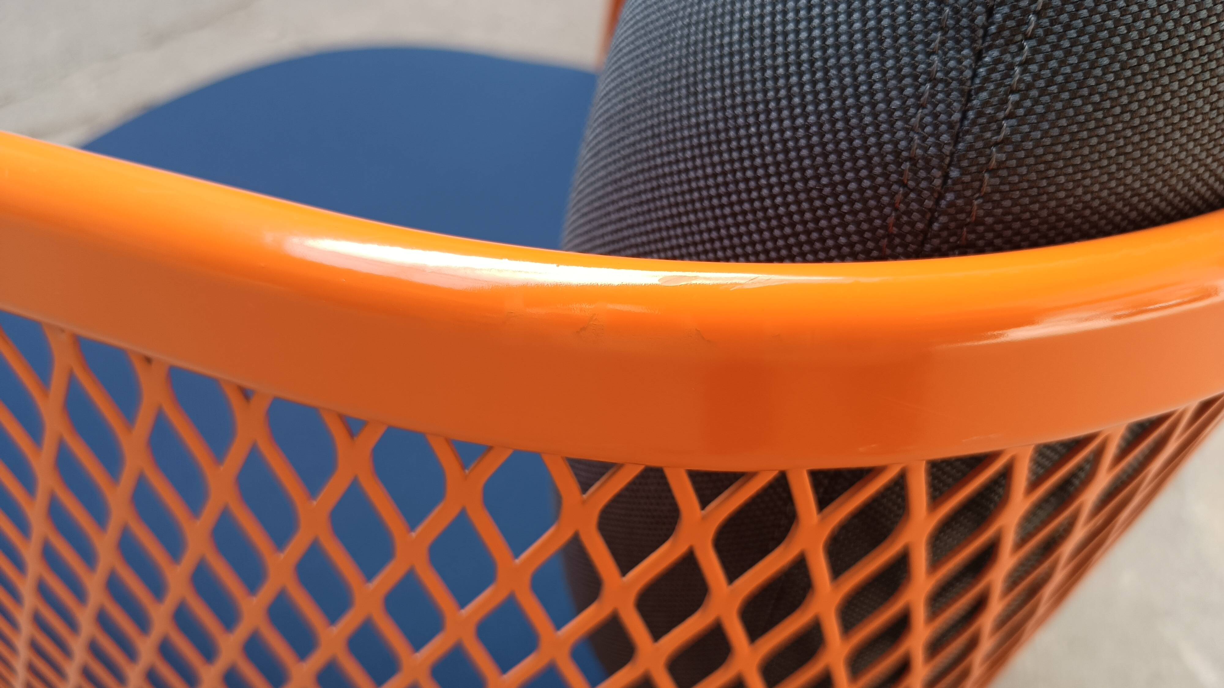 CIDER Ingrid armchair in orange and blue