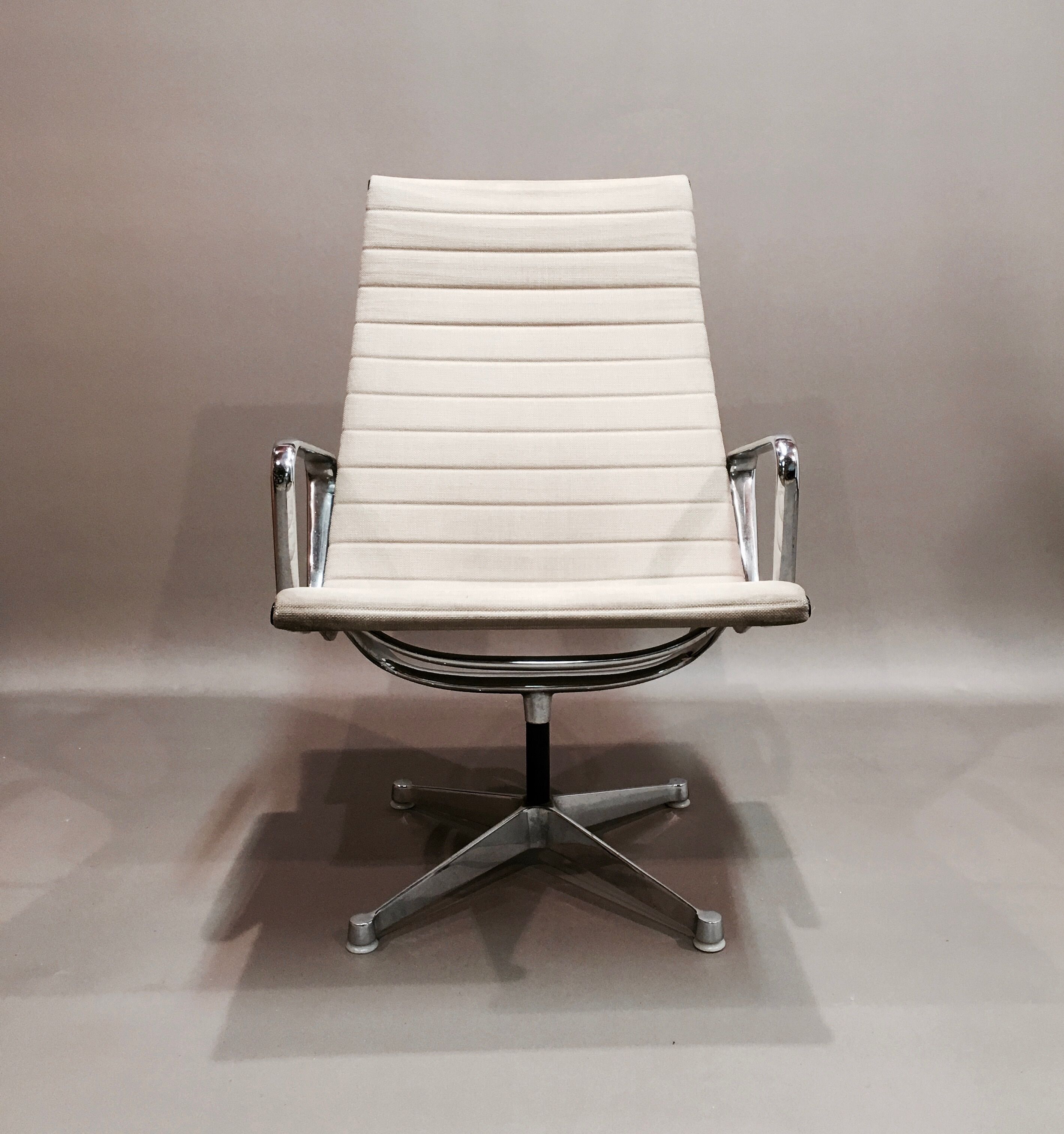 EA116 armchair by Charles and Ray Eames