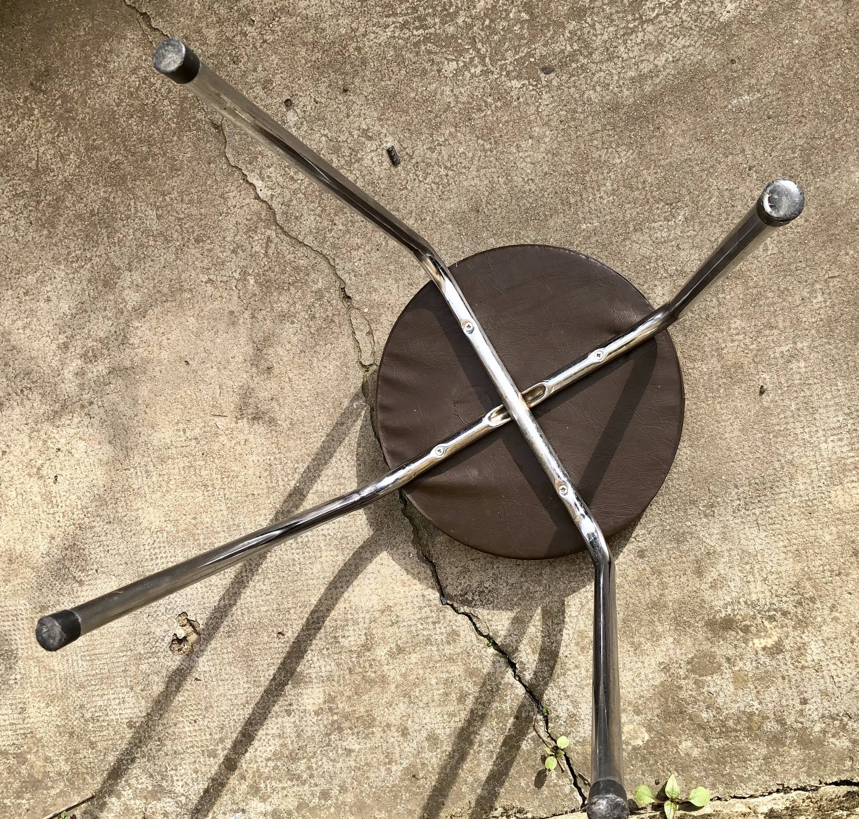 Skai stool
