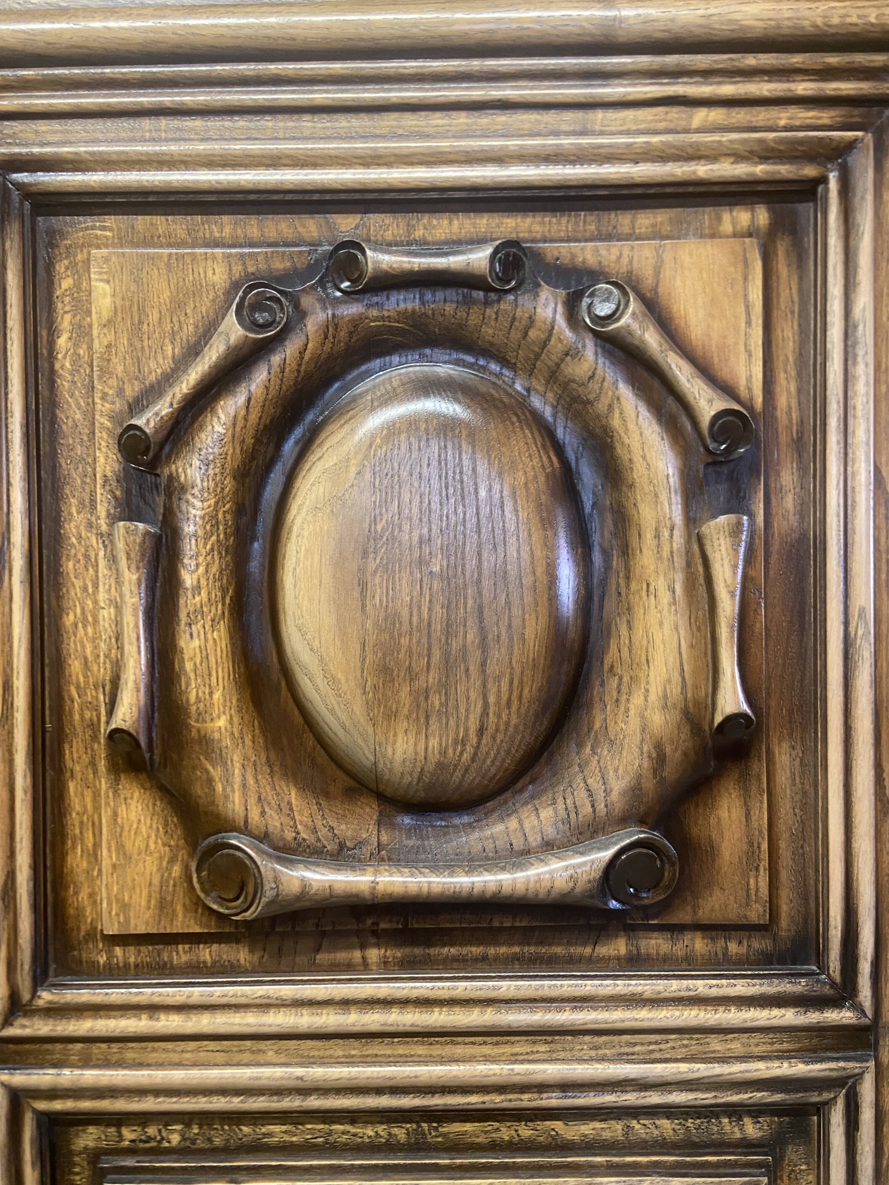 armoire louis XIII