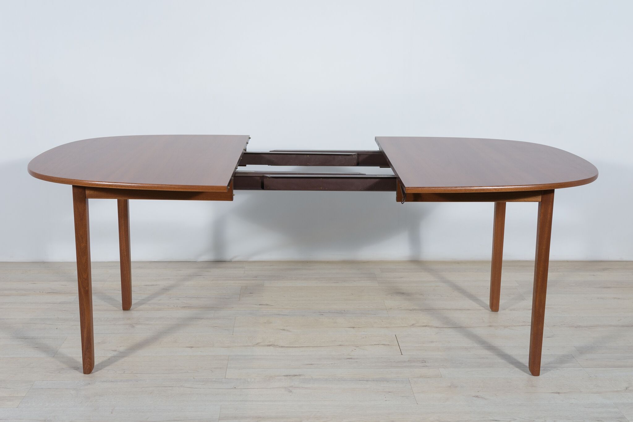 Table à manger danoise par Ole Wanscher pour Poul Jeppesens Møbelfabrik, années 1960