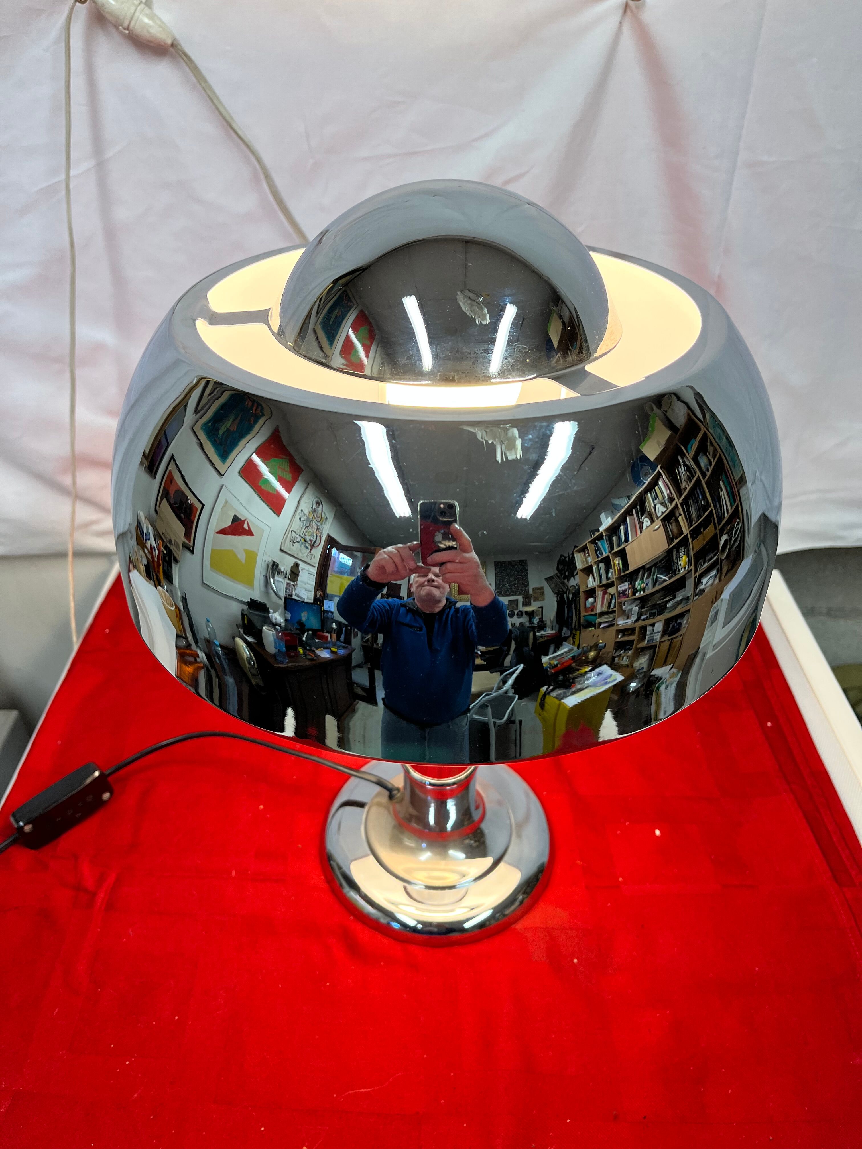 Mushroom lamp design 1970