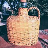 Wicker demijohn