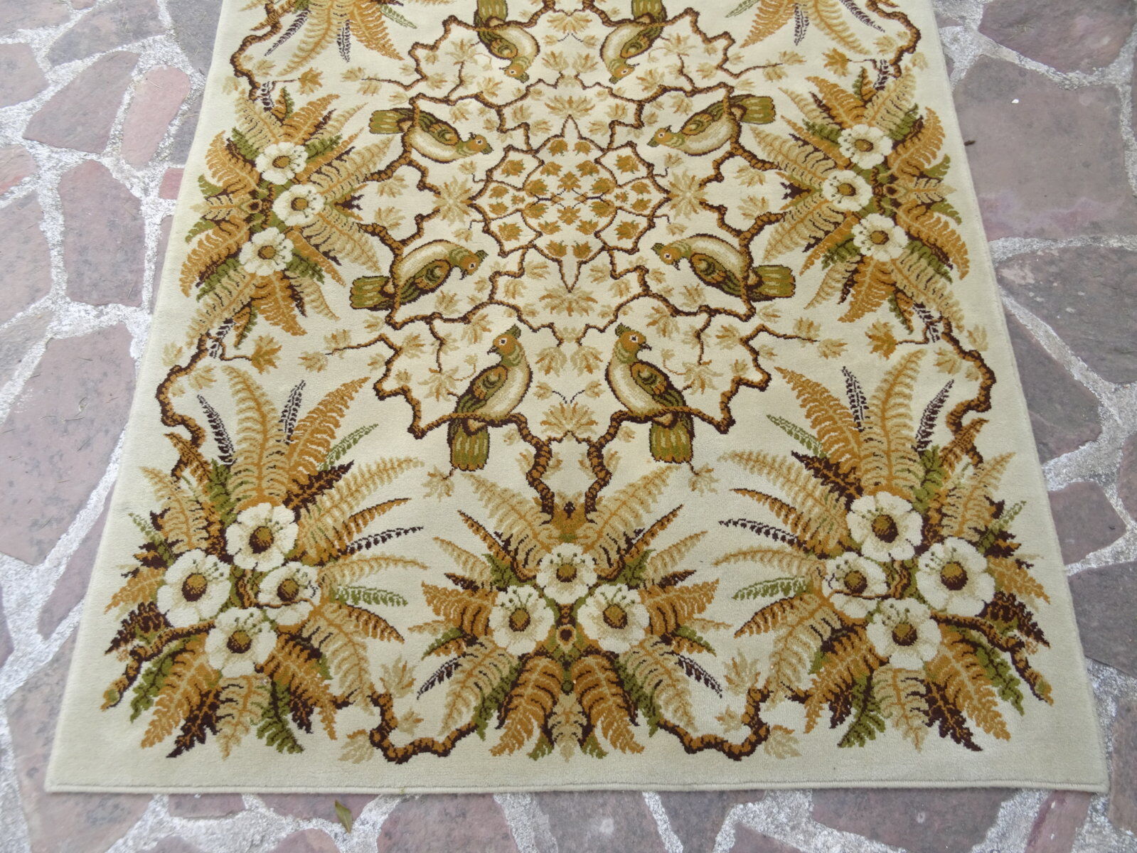 Parakeets wool rug 205 x 150cm